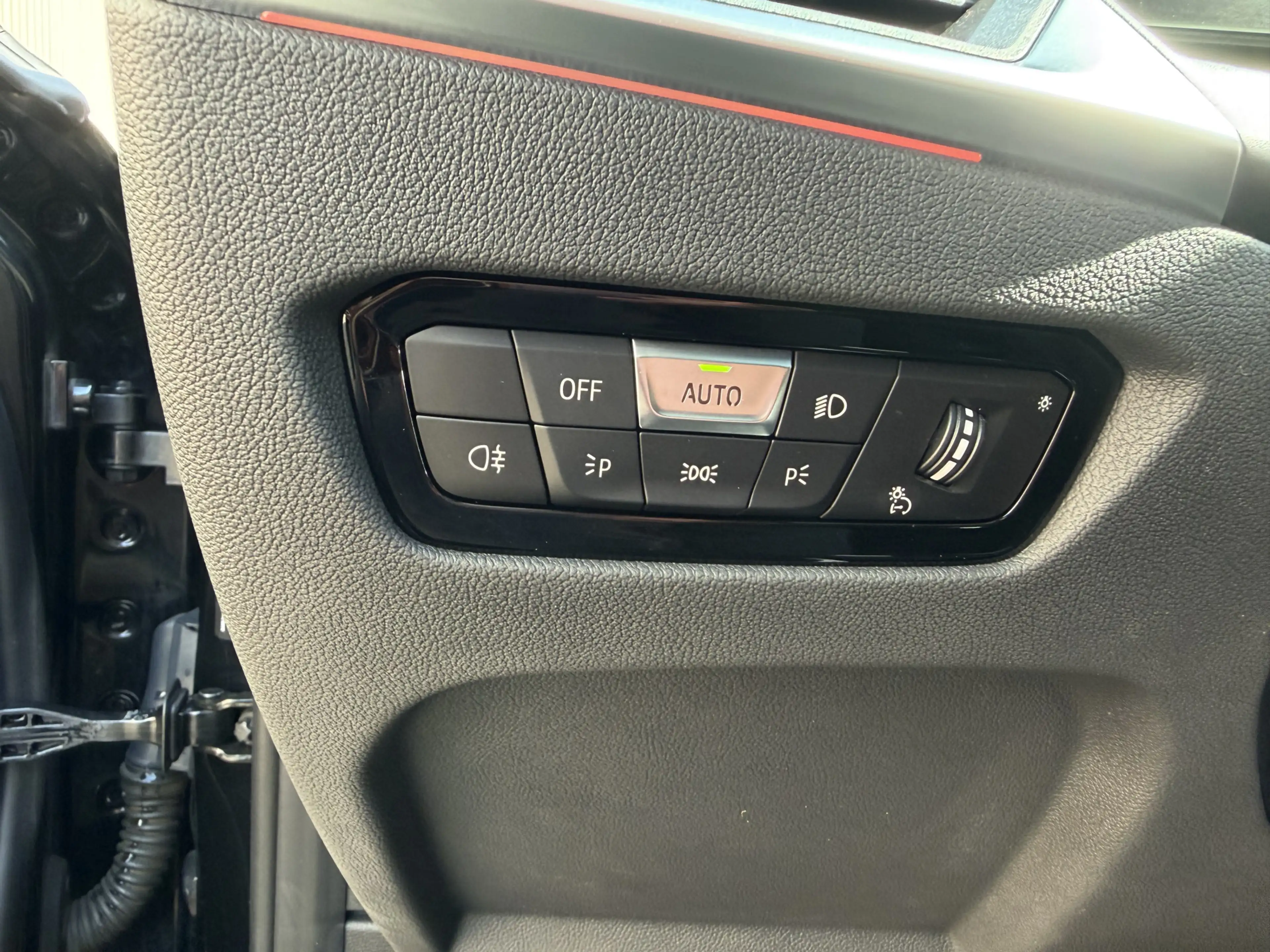 BMW 330 3-serie Touring 330e xDrive M-Sport | Facelift | P — photo 26