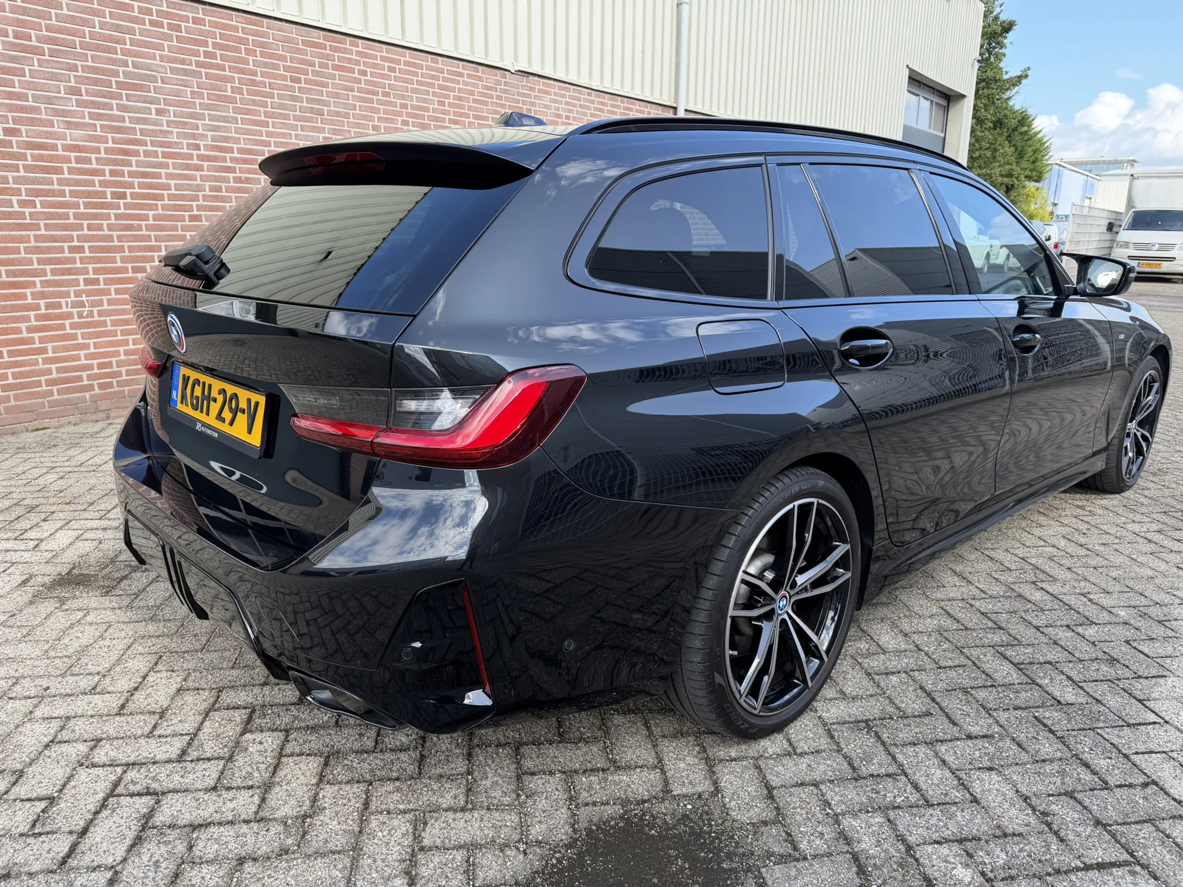 BMW 330 3-serie Touring 330e xDrive M-Sport | Facelift | P — photo 6