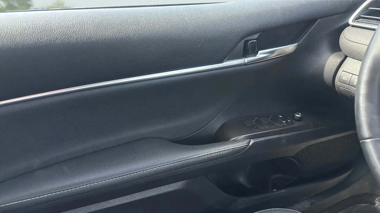 Toyota Camry снимка Toyota Camry