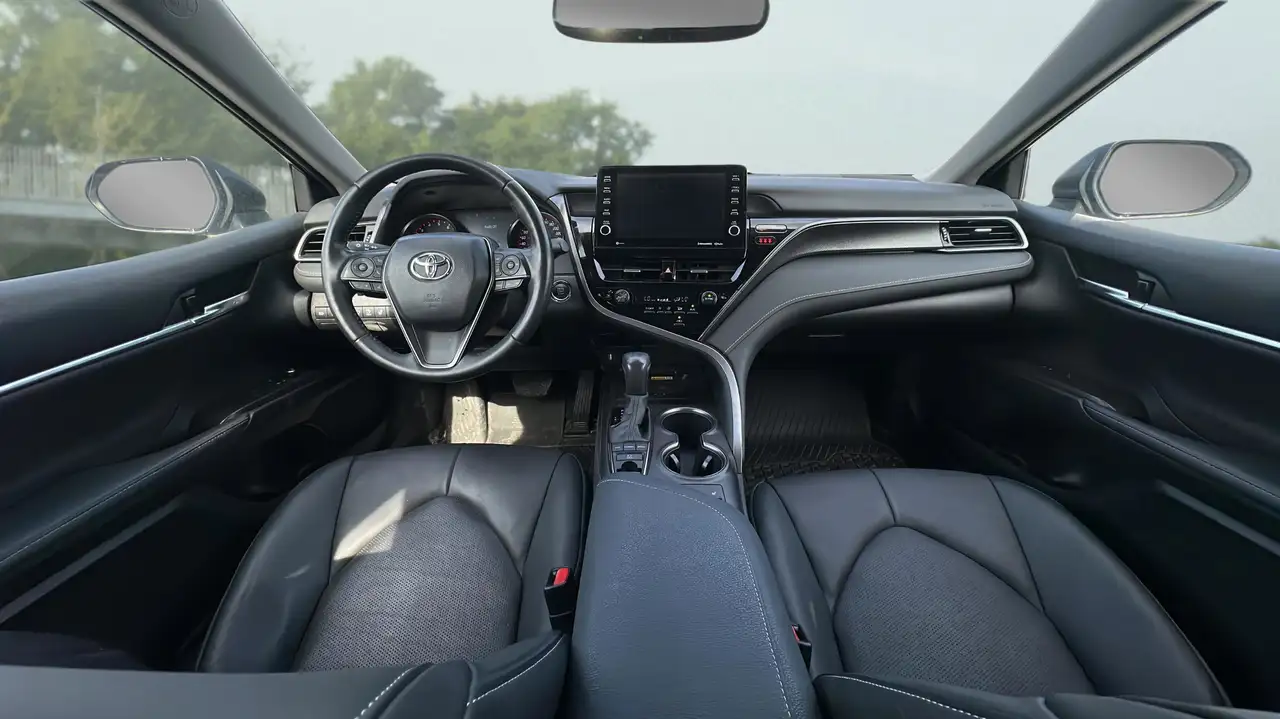 Toyota Camry снимка Toyota Camry