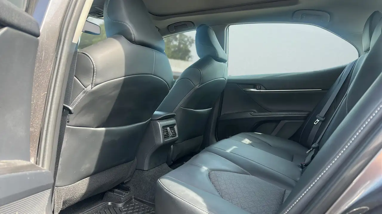 Toyota Camry снимка Toyota Camry