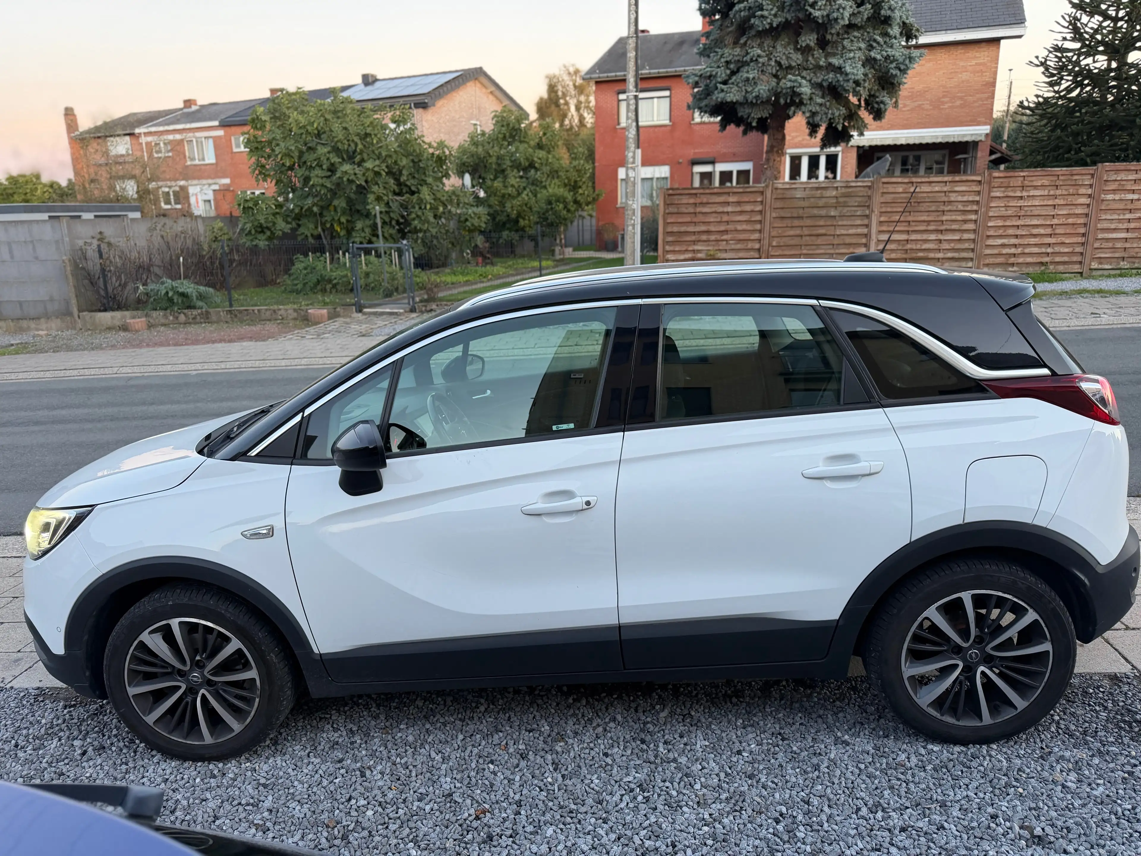 Opel Crossland X Crossland X 1.6 CDTI Blueinjection Innovation 1er propriétaire ! — photo 5