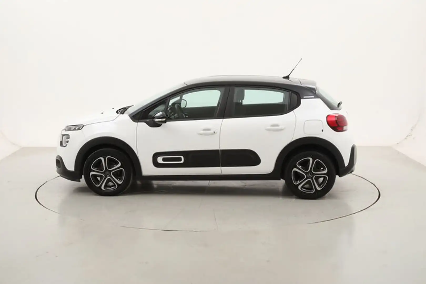 Citroen C3 Feel Pack 1.2 Benzina 83CV Bianco - 2
