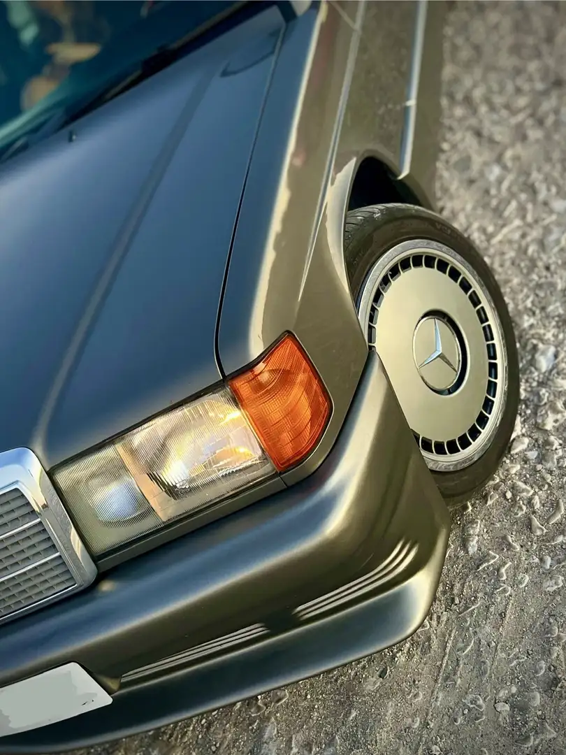 Mercedes-Benz 190 190E 1.8 - 2