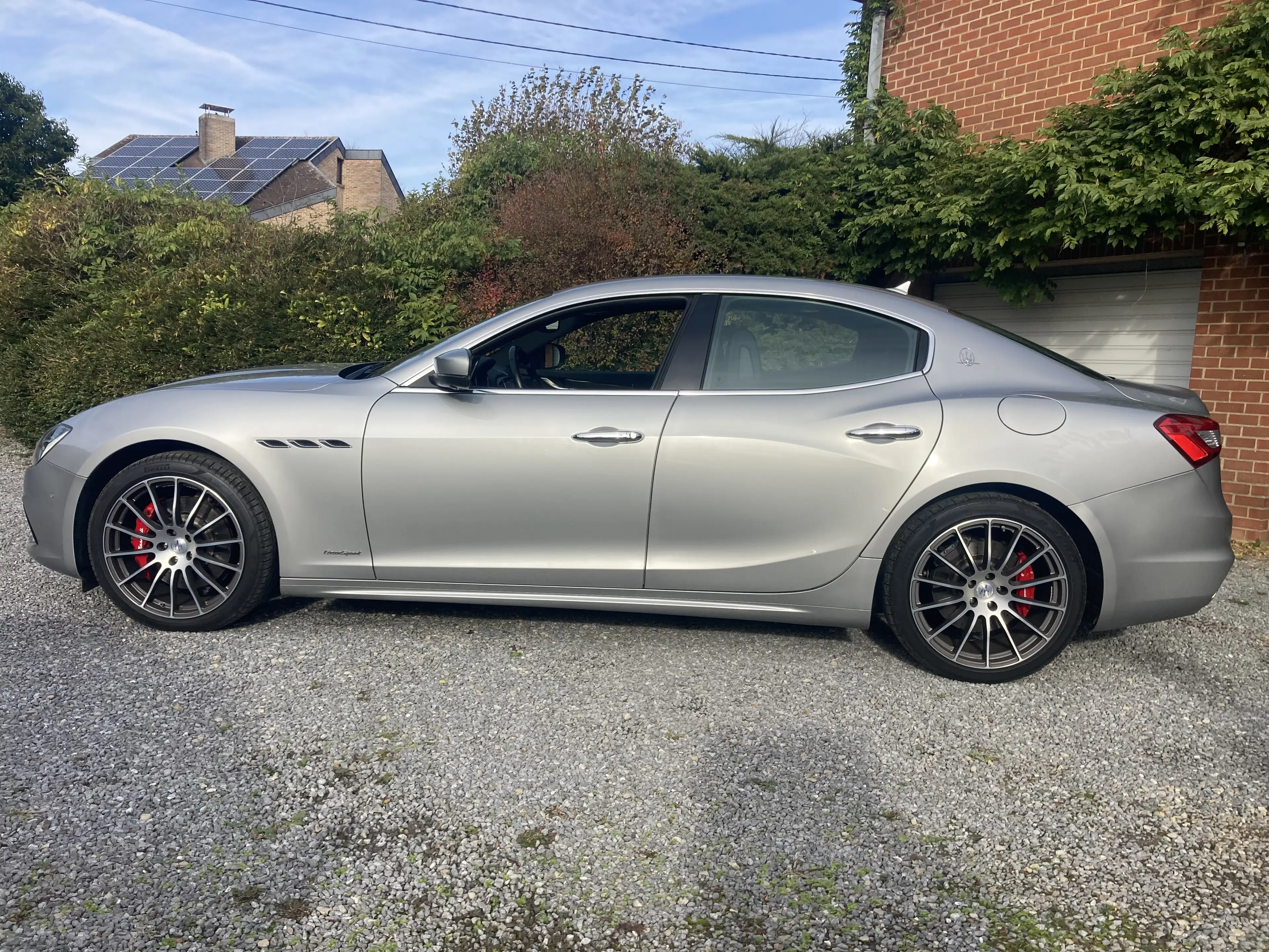 Maserati Ghibli Ghibli 3.0 V6 BiTurbo GranSport — photo 5
