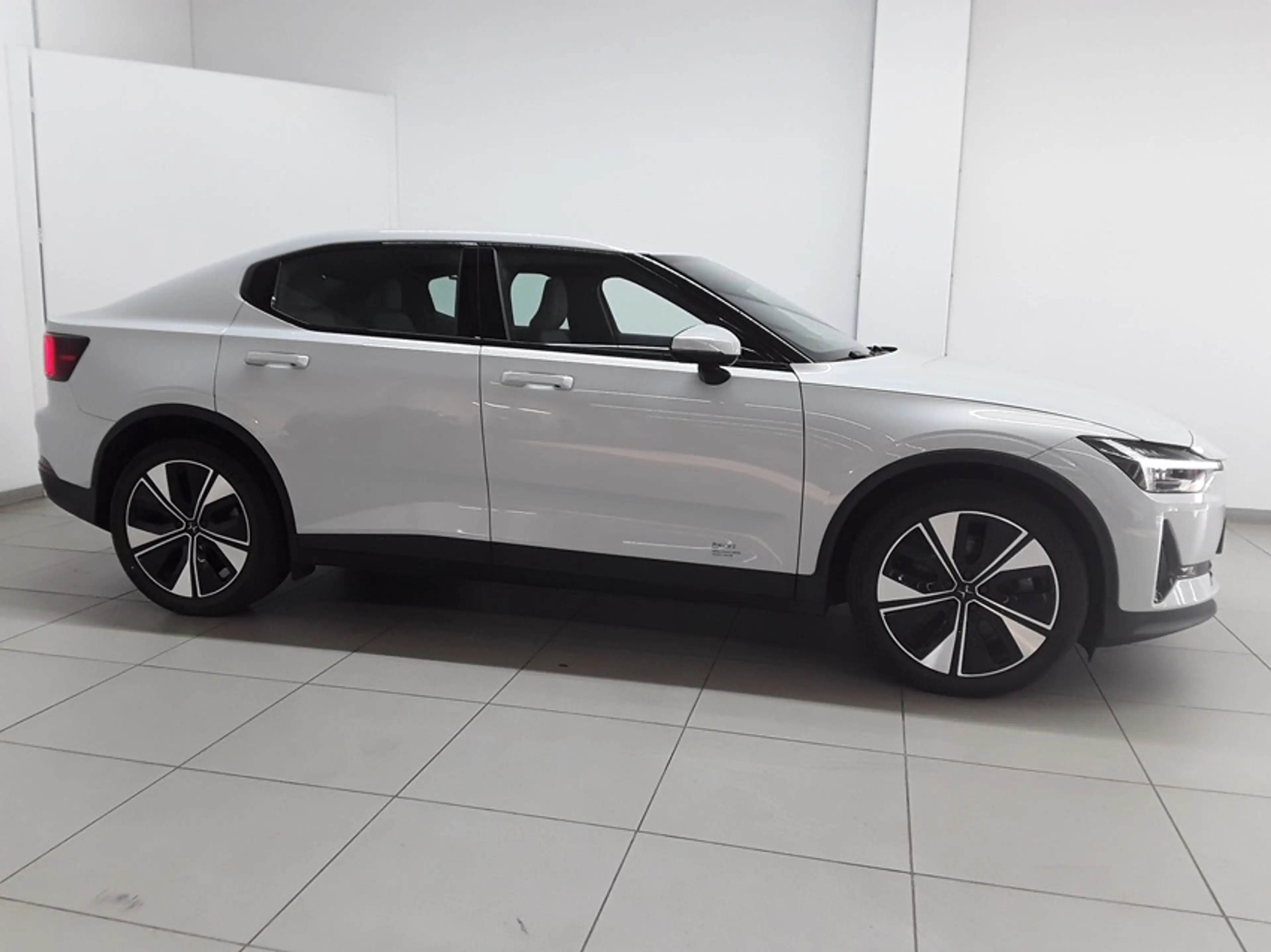 Polestar 2 Polestar 2 Dual Motor 78kWh — photo 2