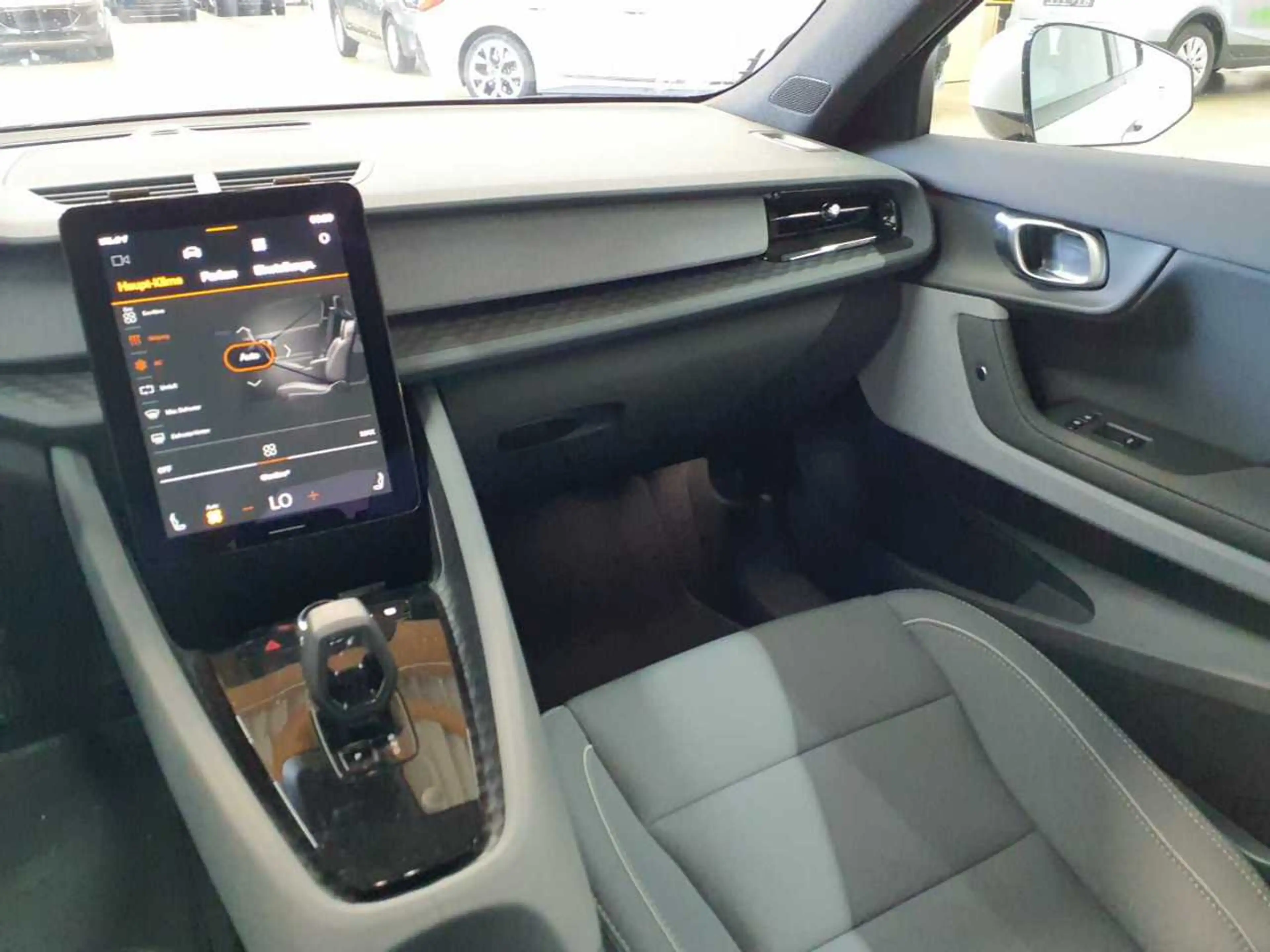Polestar 2 Polestar 2 Dual Motor 78kWh — photo 7