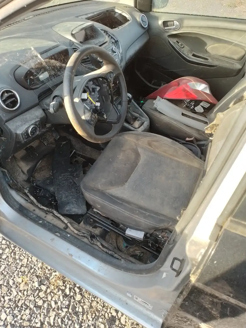 Ford Ka/Ka+ Ka+ 1.2 Ti-VCT Black - 2