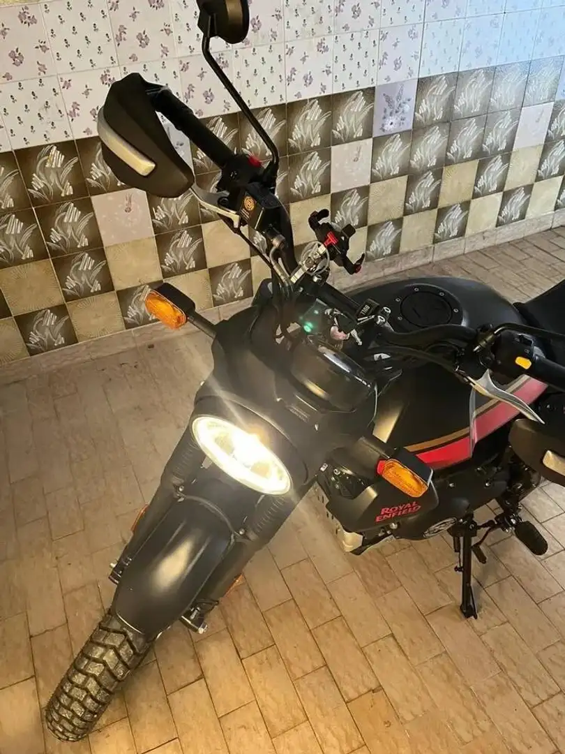Royal Enfield Himalayan Nero - 1