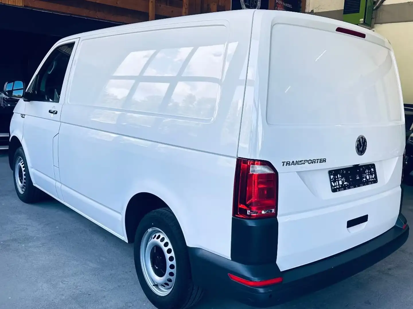 Volkswagen T6 Transporter T6 2.0 TDI DSG Kasten Weiß - 2