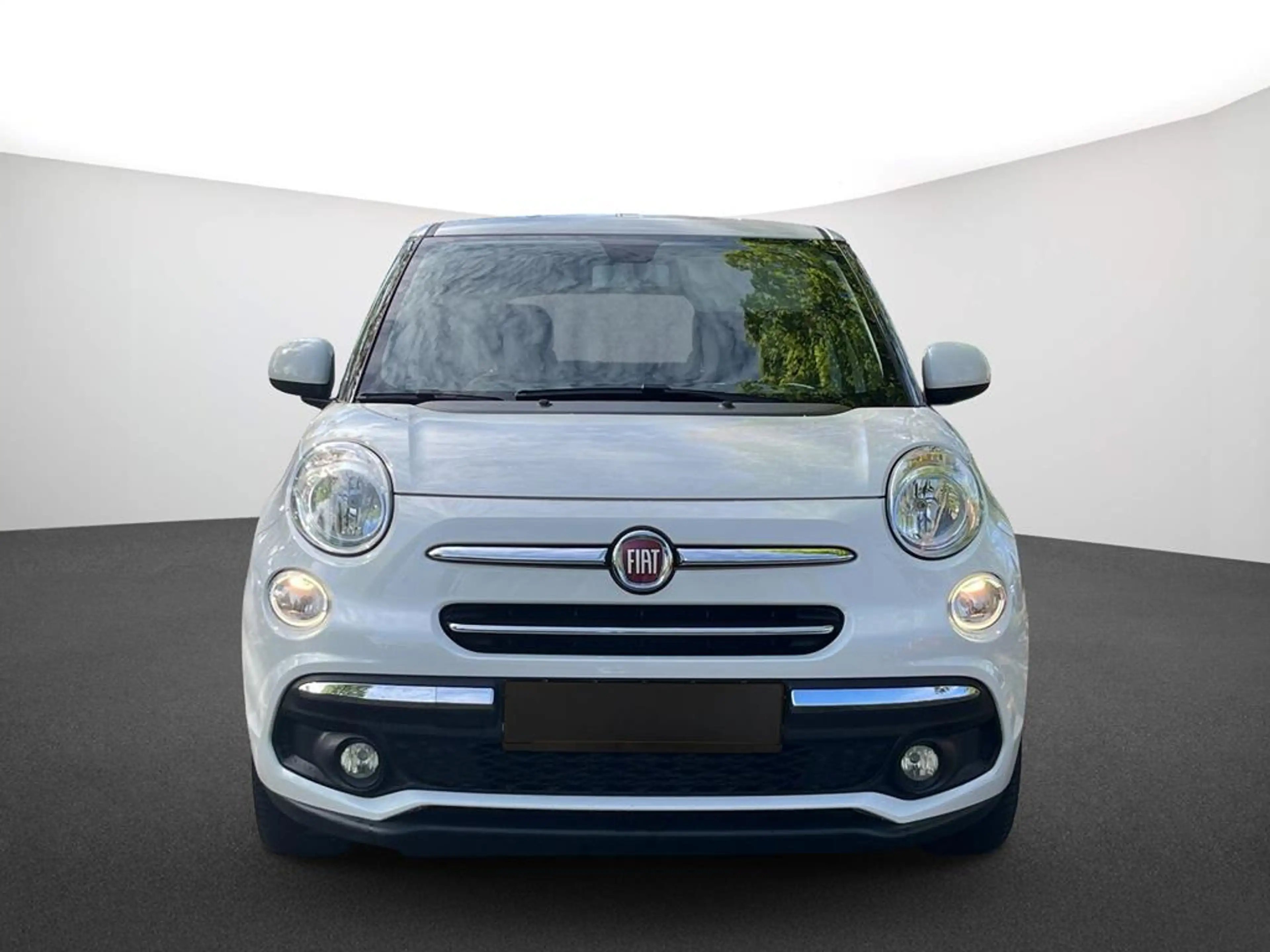 Fiat 500L — photo 2