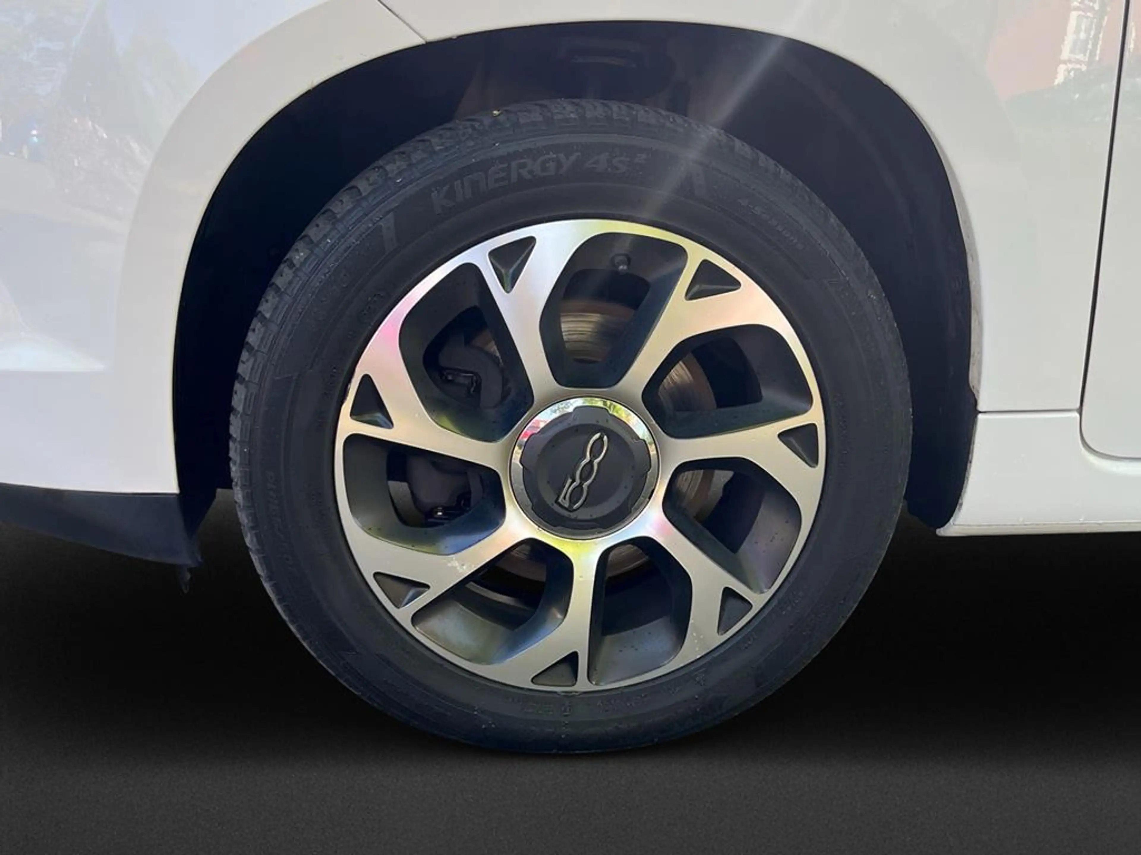 Fiat 500L — photo 7