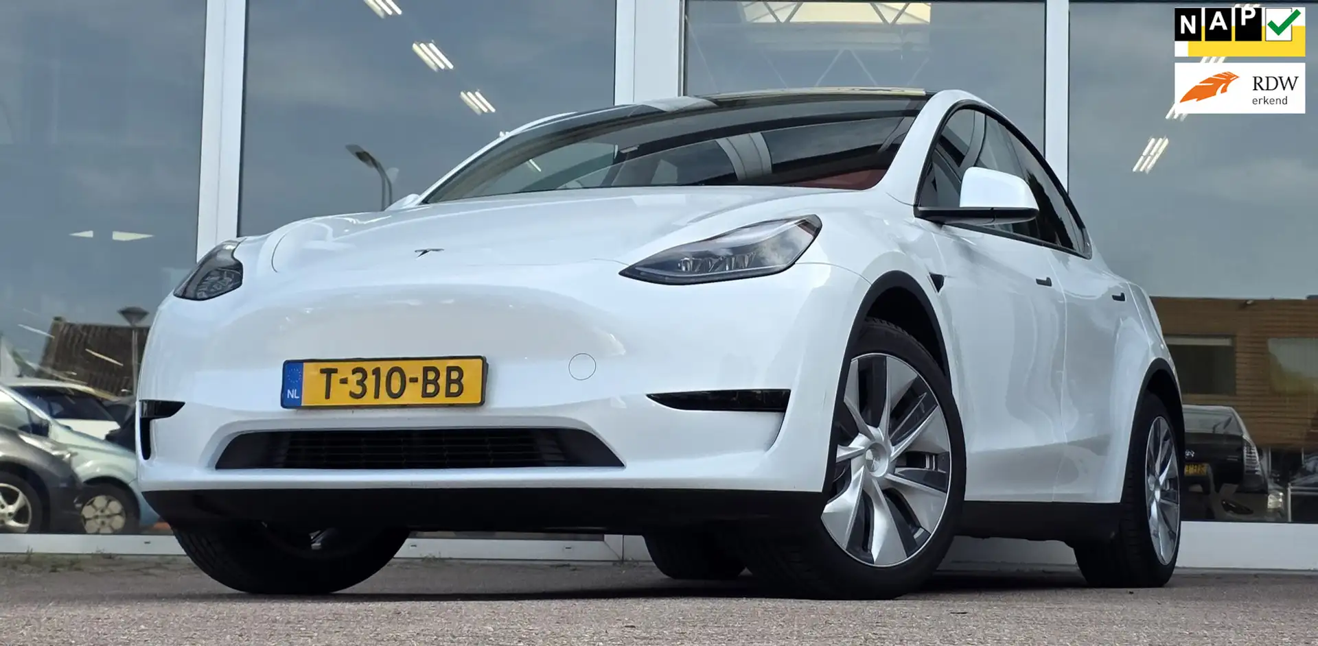Tesla Model Y RWD 58 kWh FSD comp. Autopilot Trekhaak Allseason Wit - 1