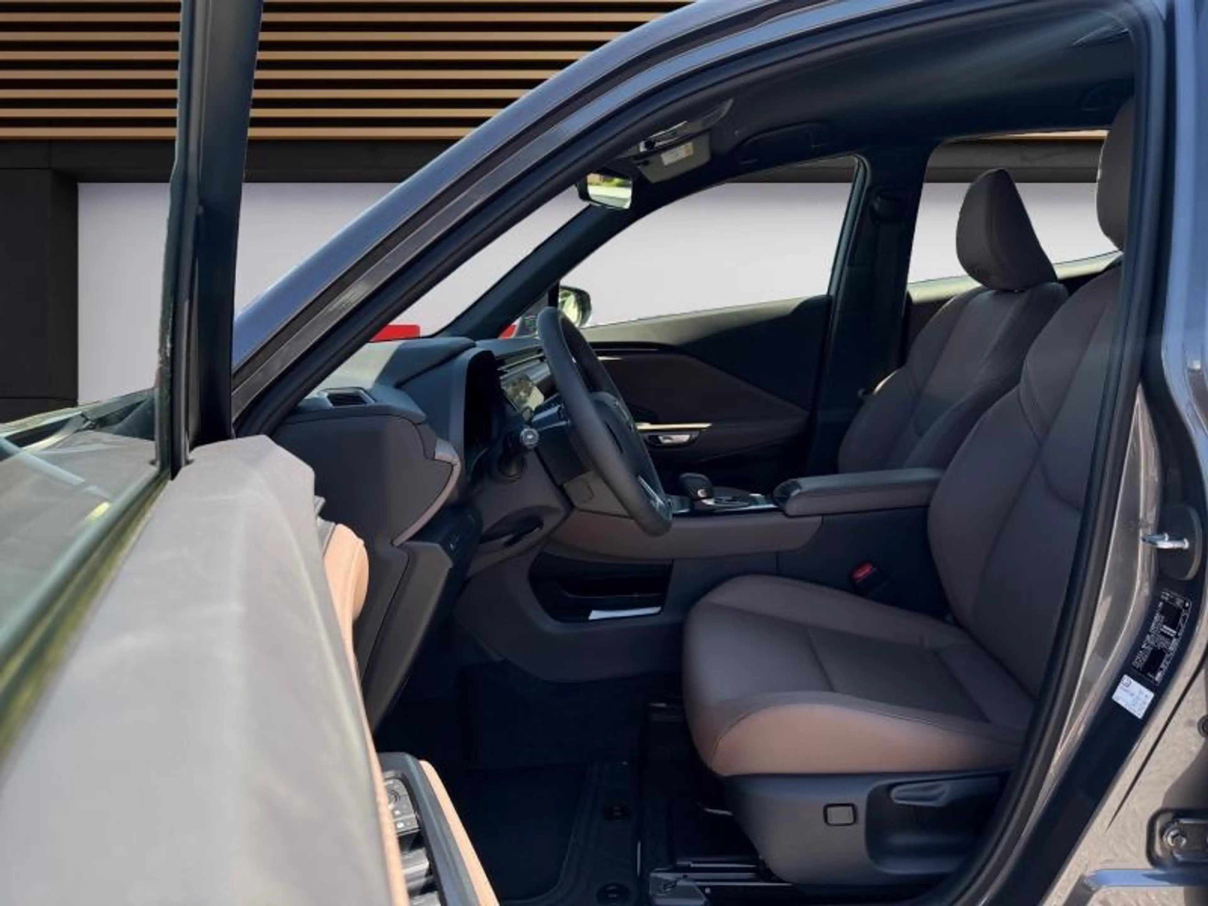 Lexus LBX 1.5 HSD ELEGANT FULL OPTIONS!!! — photo 10