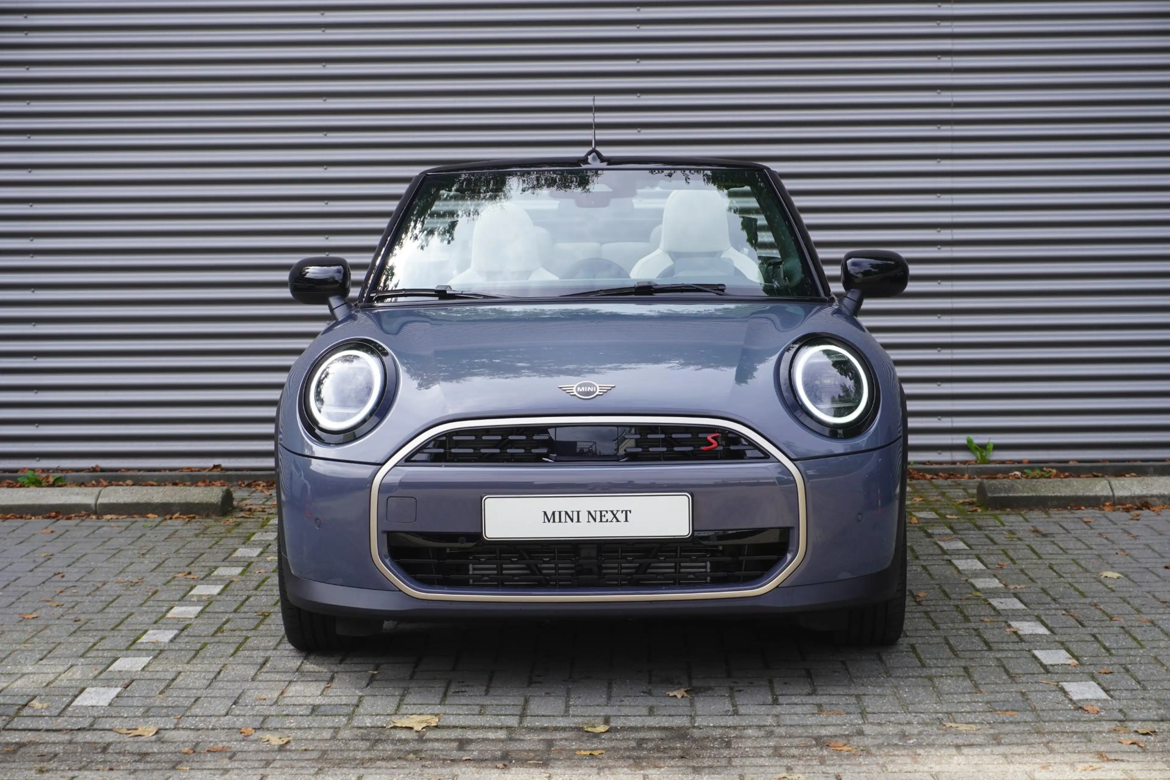 MINI Cooper S Cabrio | Pakket M | Driving Assistant | HIFI System Harma — photo 3
