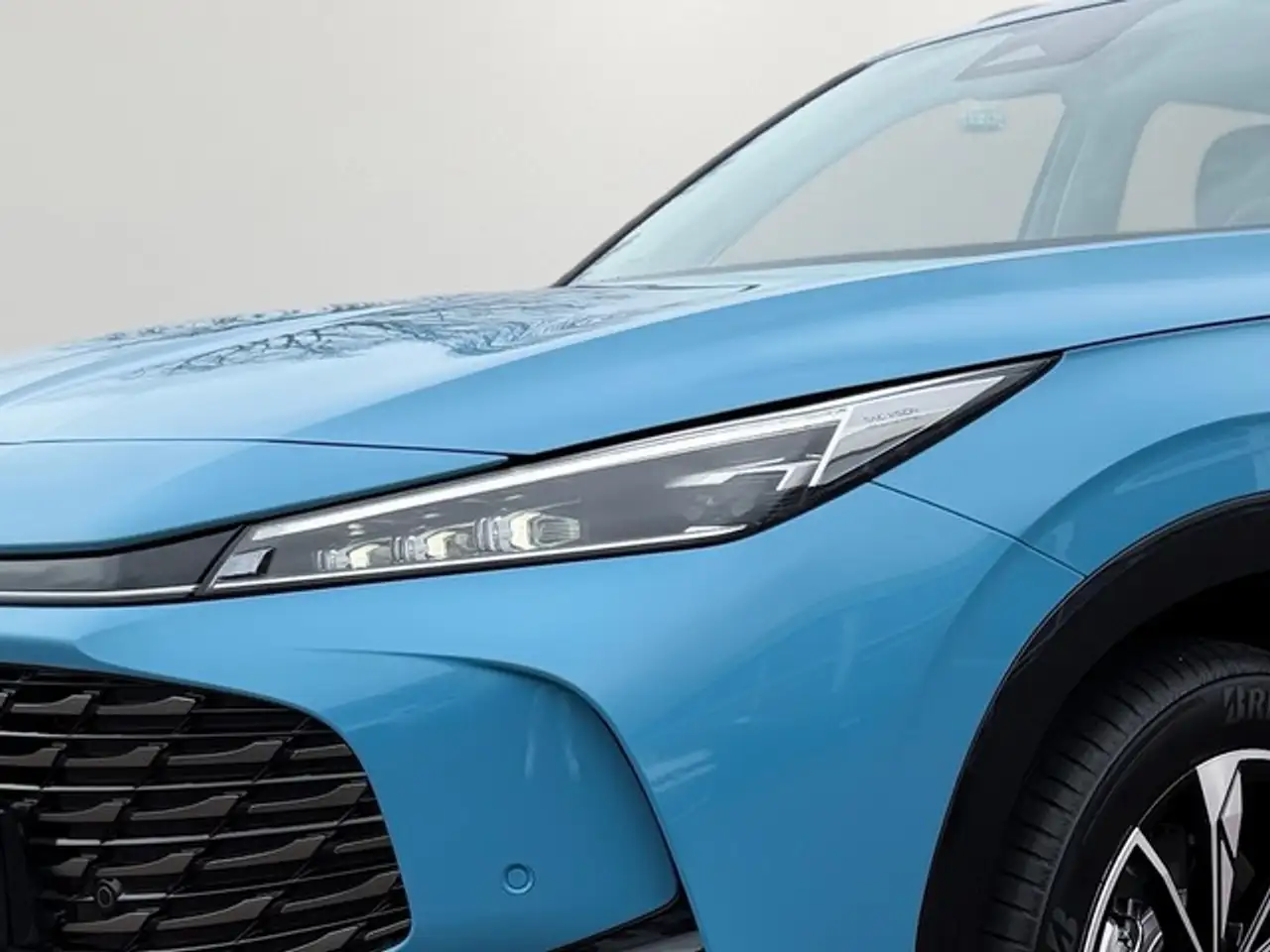 MG HS HEV Luxury MY25.5 NAVI+CARPLAY+360+LRHZG 7