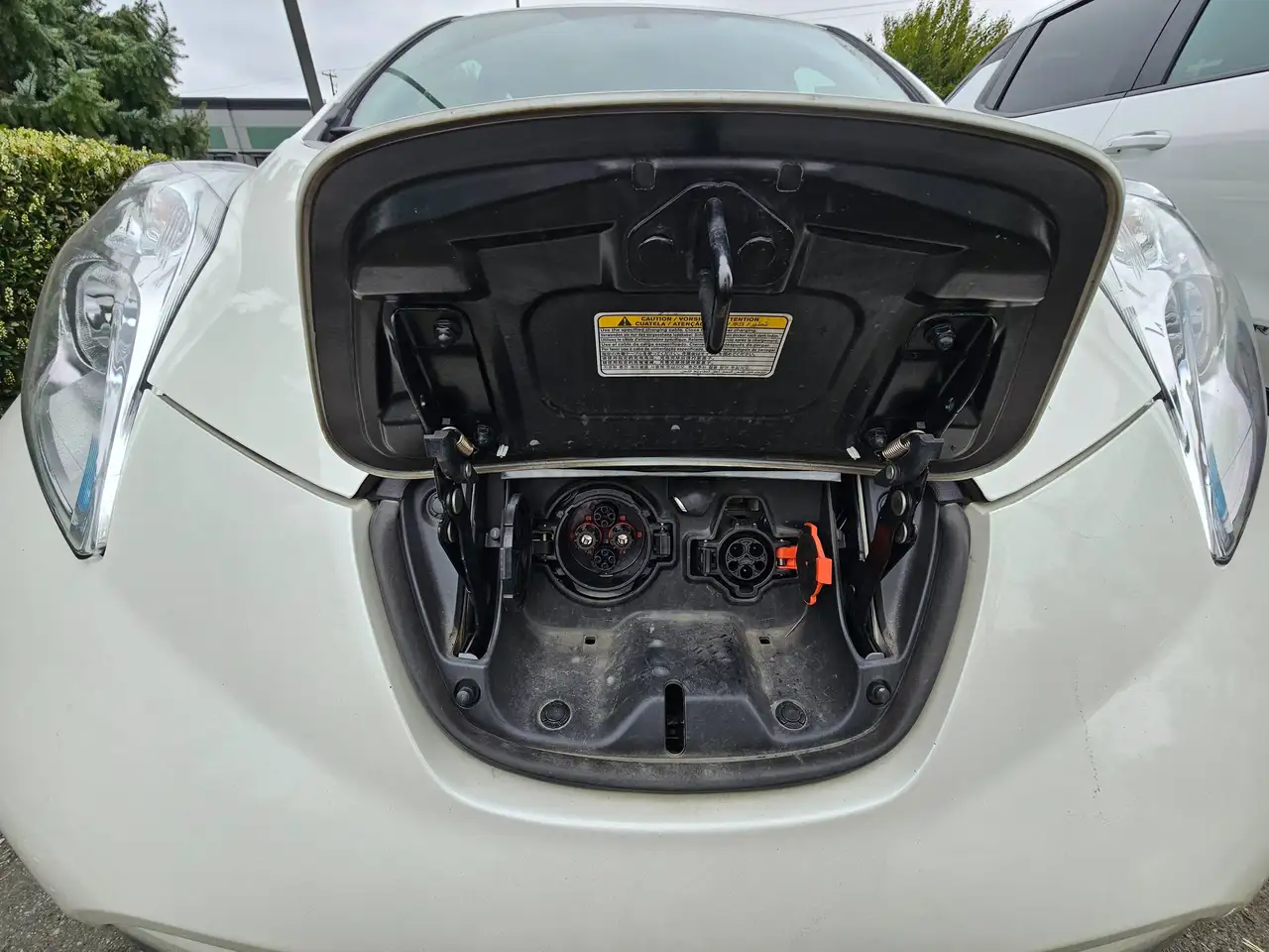 Nissan Leaf photo Nissan Leaf