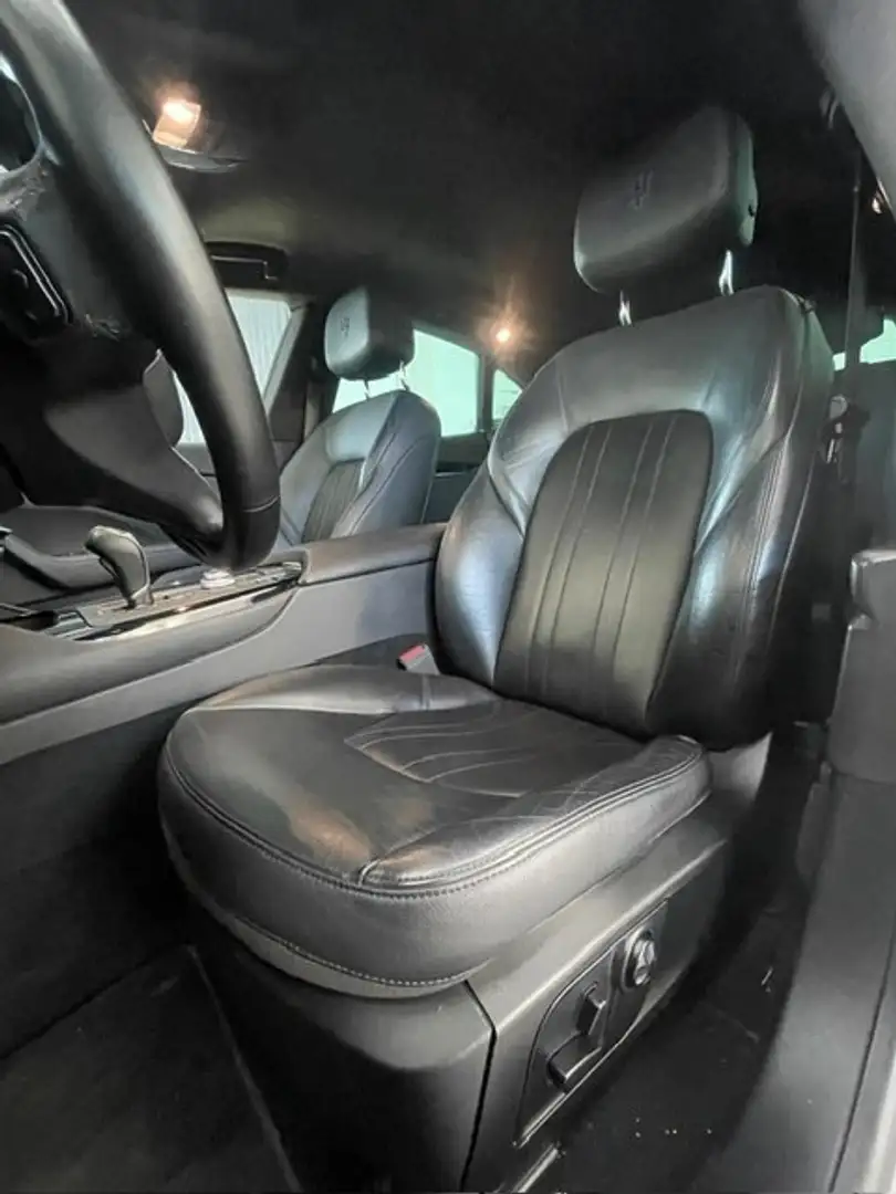 Maserati Levante Levante V6 Diesel AWD Grau - 2