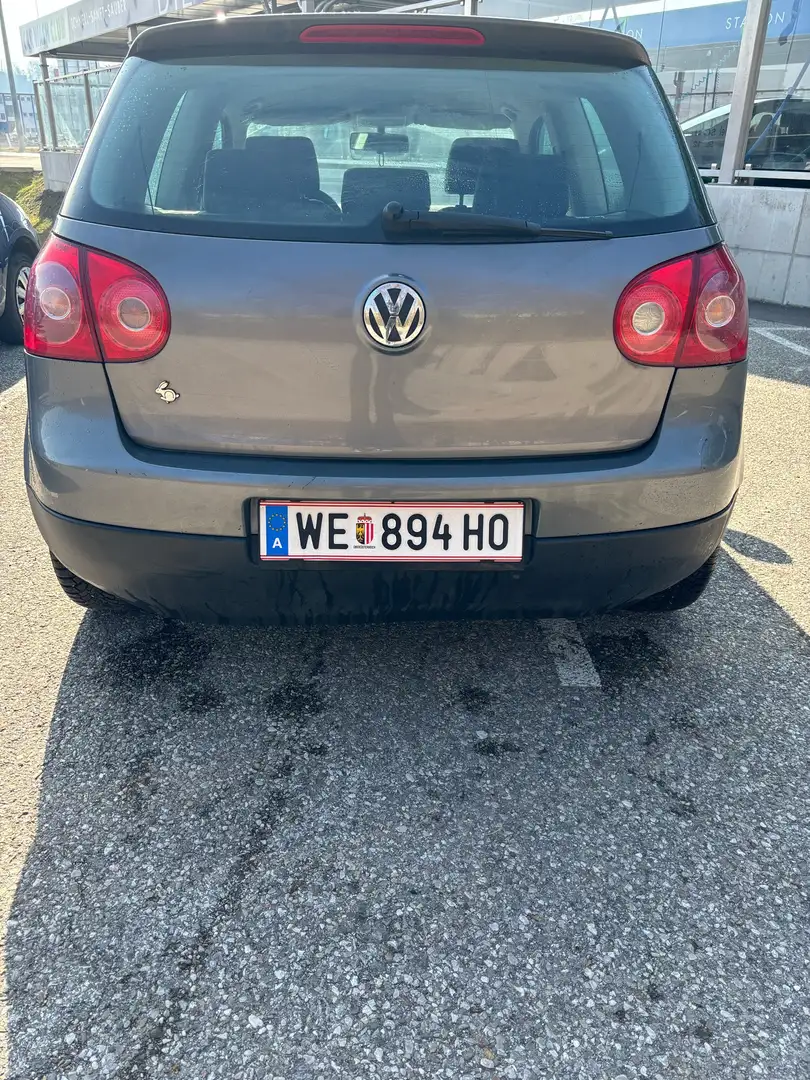 Volkswagen Golf - 2