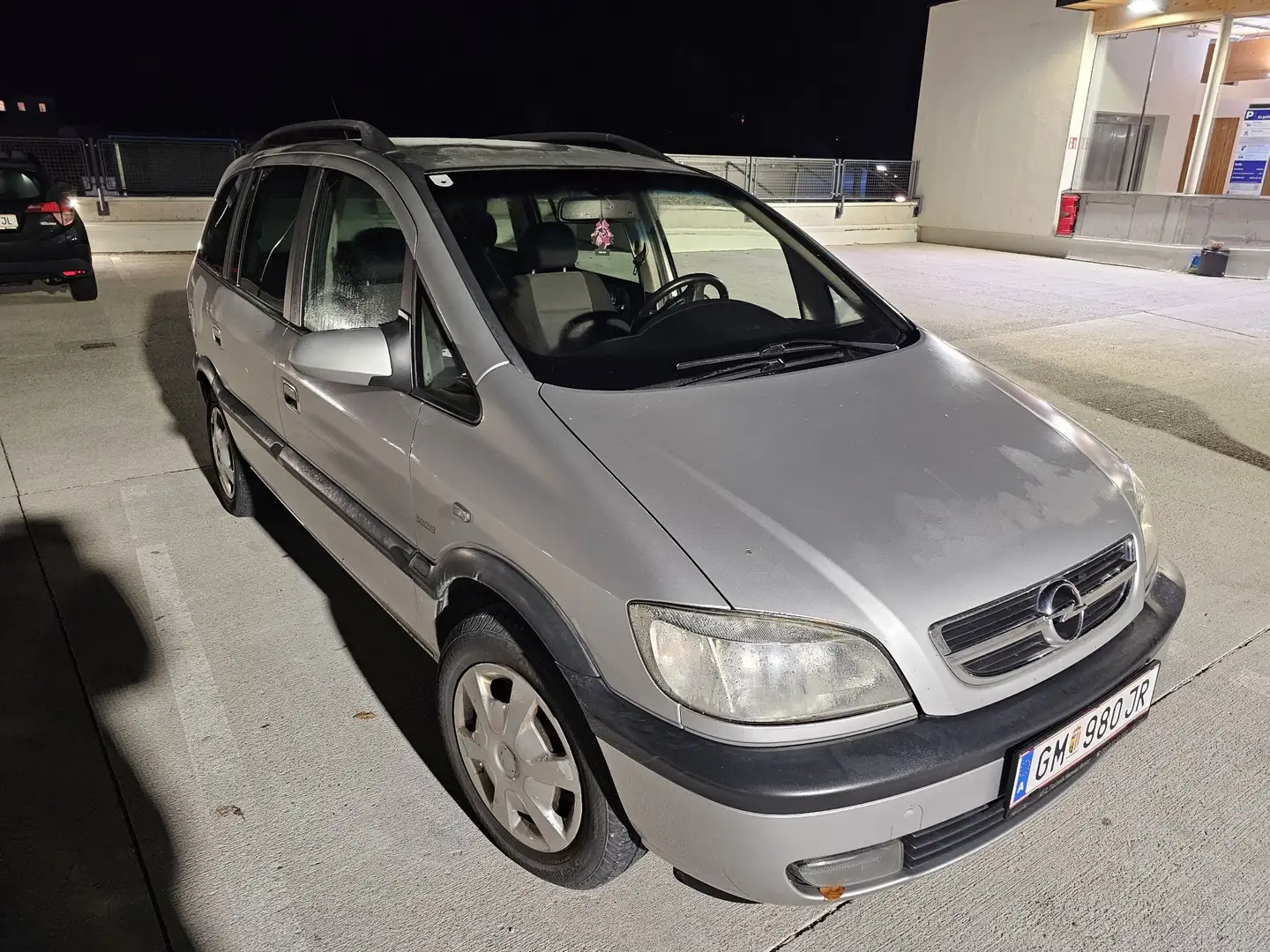 Opel Zafira 2.0 DTI - 2