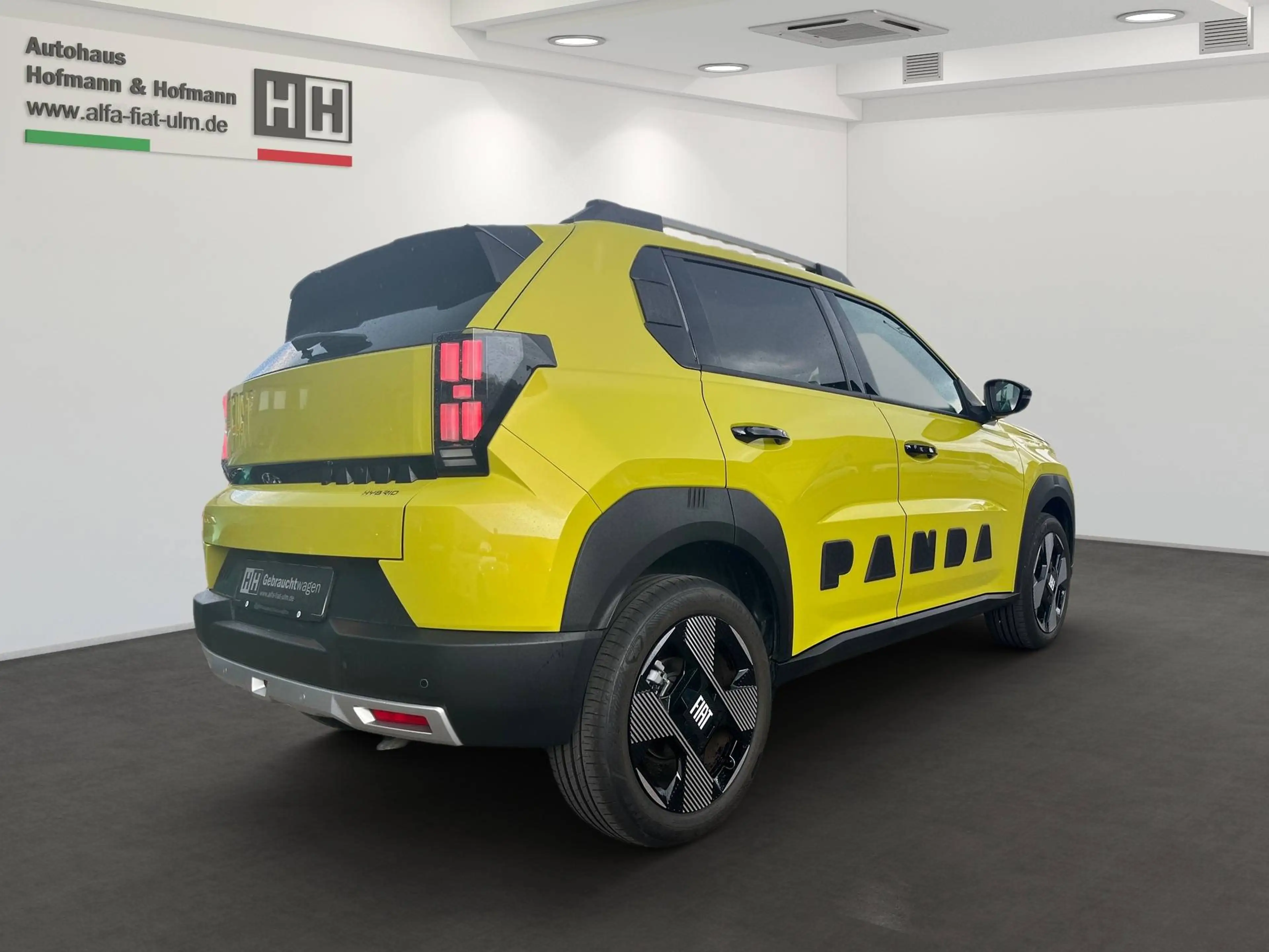 Fiat Grande Panda La Prima Hybrid 1.2 eDCT — photo 3