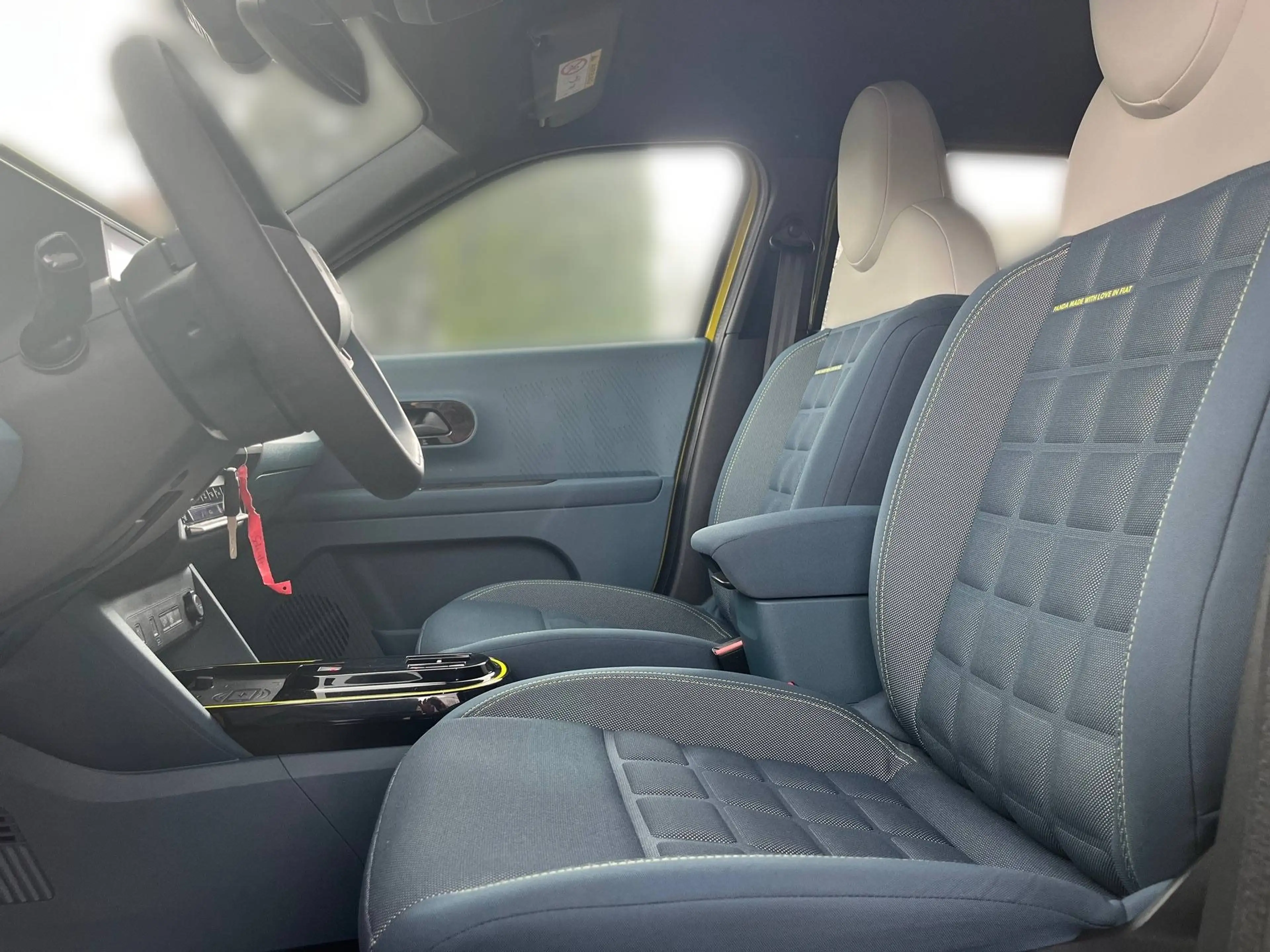 Fiat Grande Panda La Prima Hybrid 1.2 eDCT — photo 6