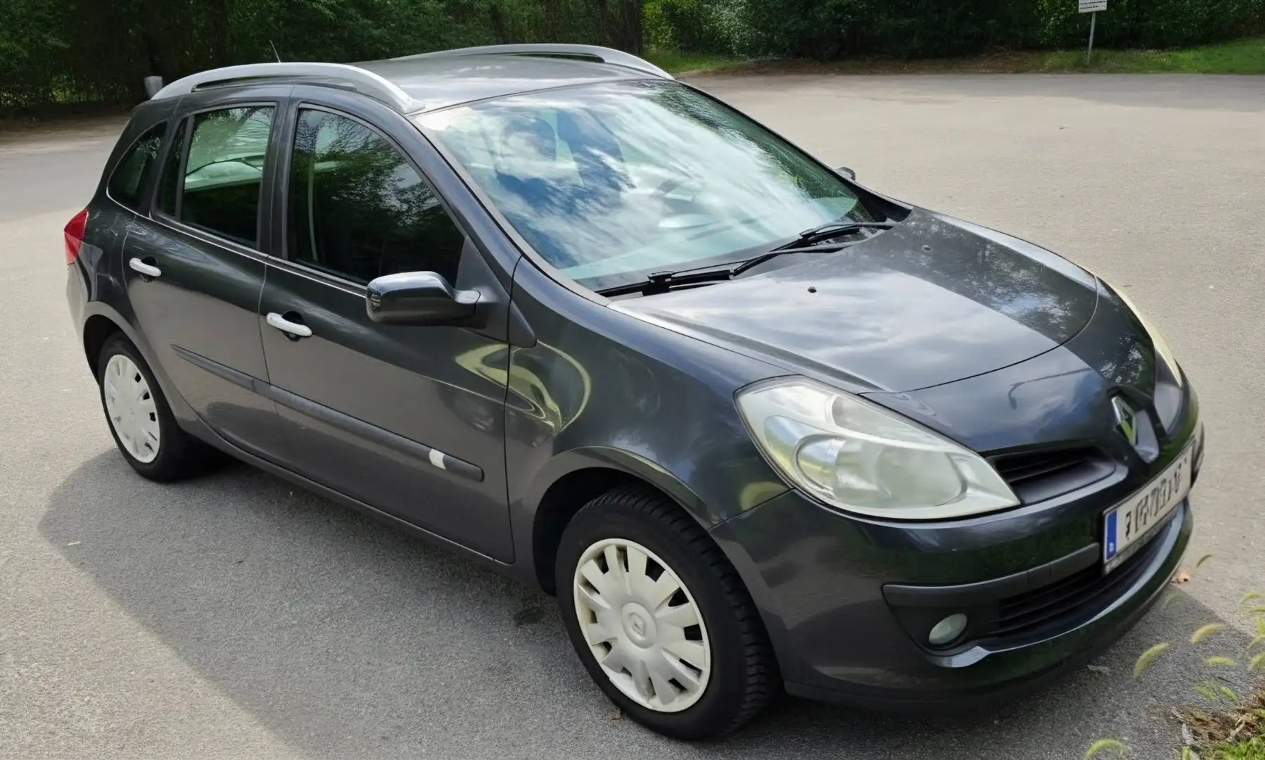 Renault Clio Clio Grandtour Extreme 1,2 16V Extreme Grau - 1