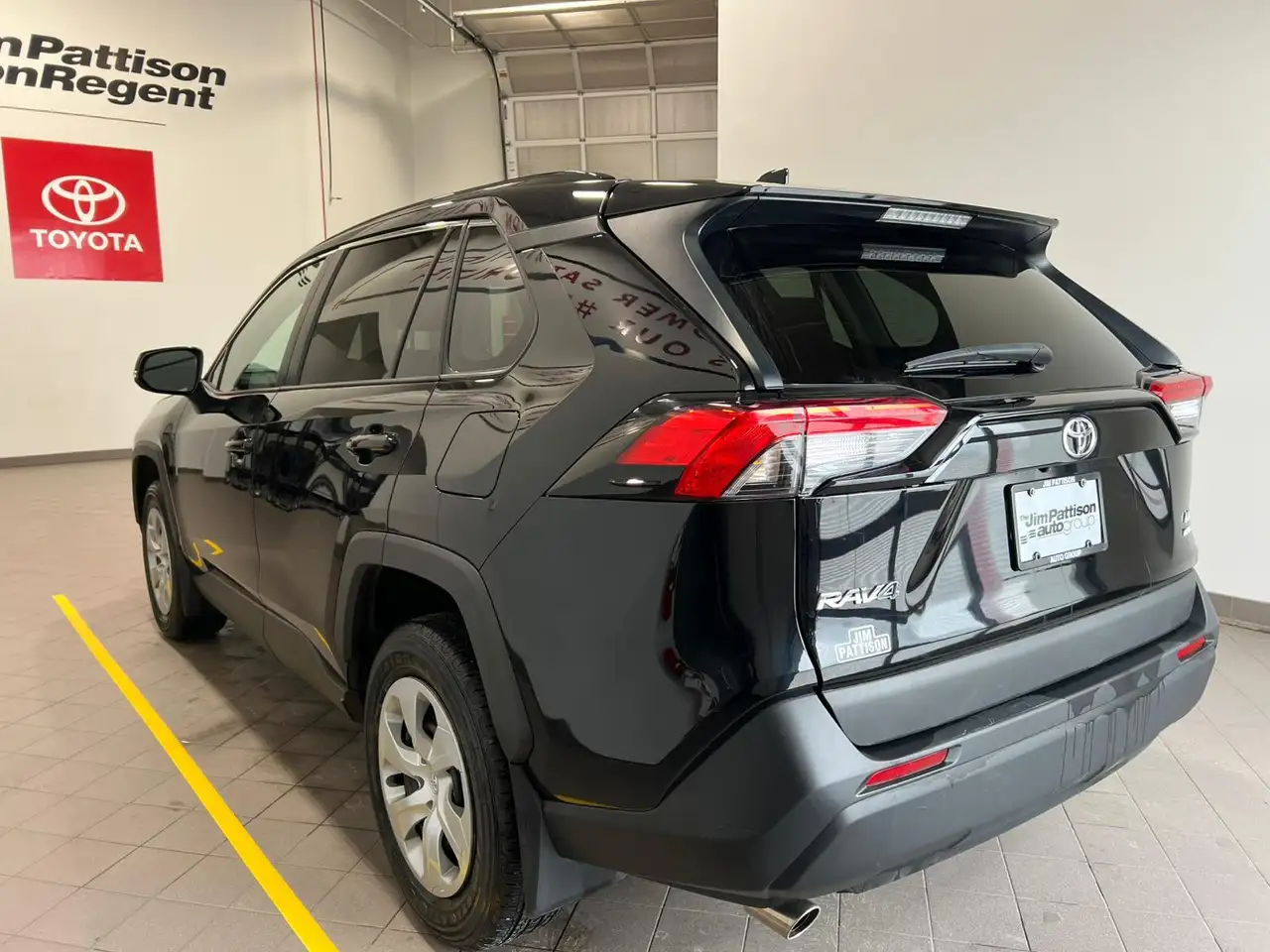 Toyota RAV 4 снимка Toyota RAV 4