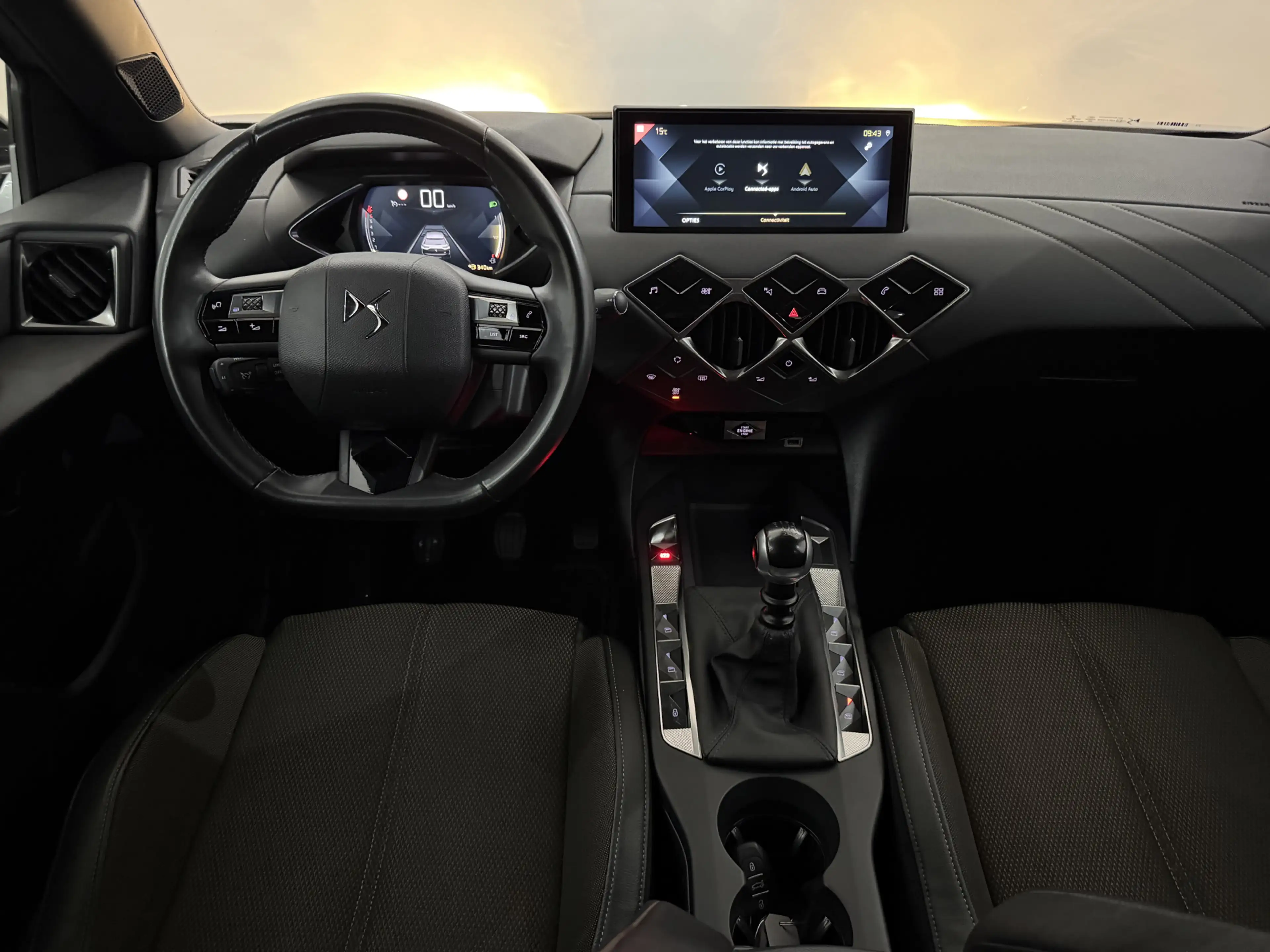 DS Automobiles DS 3 Crossback 1.2 PureTech Business Camera, Apple carplay, Rijst — photo 11