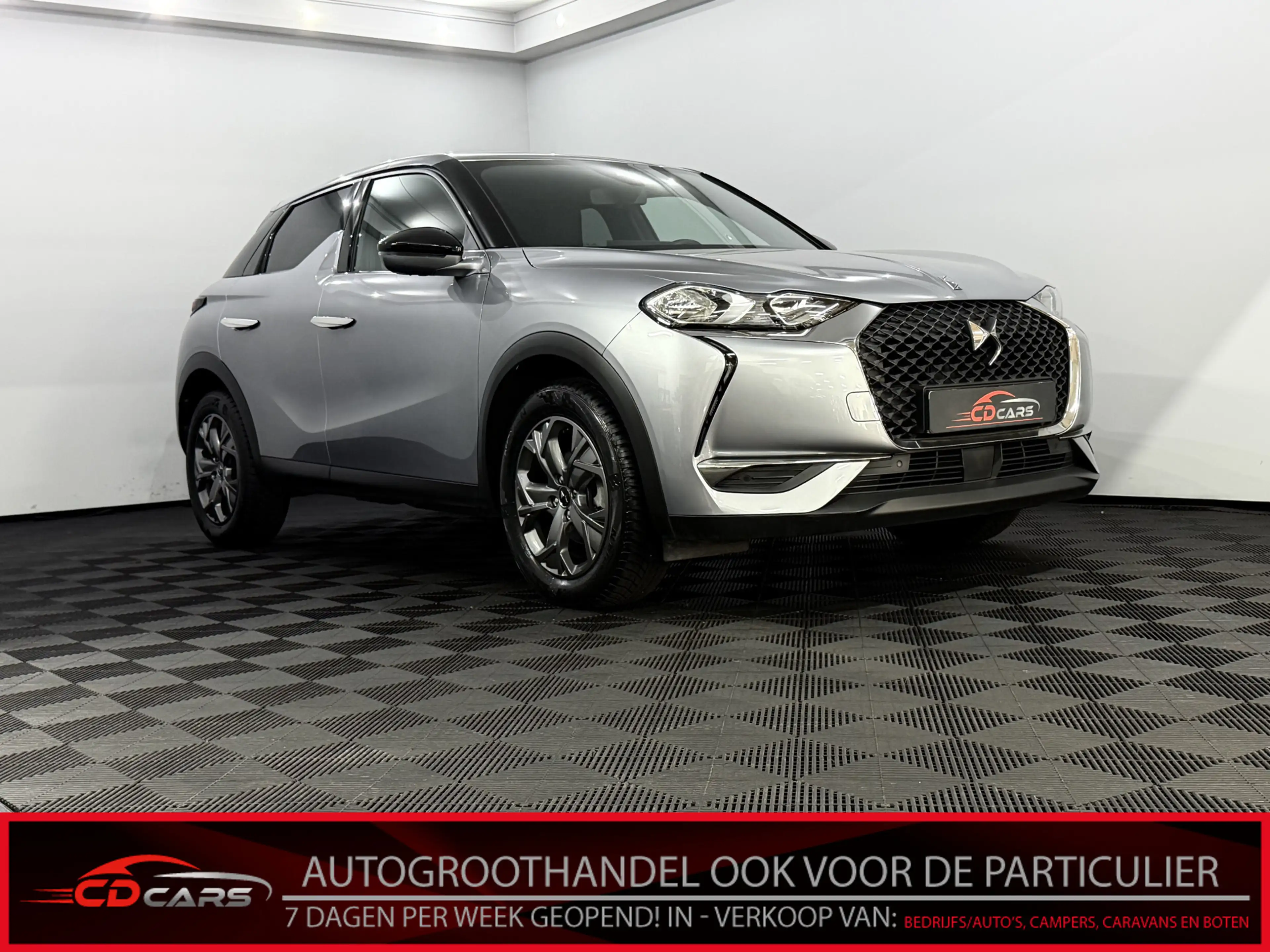 DS Automobiles DS 3 Crossback 1.2 PureTech Business Camera, Apple carplay, Rijst