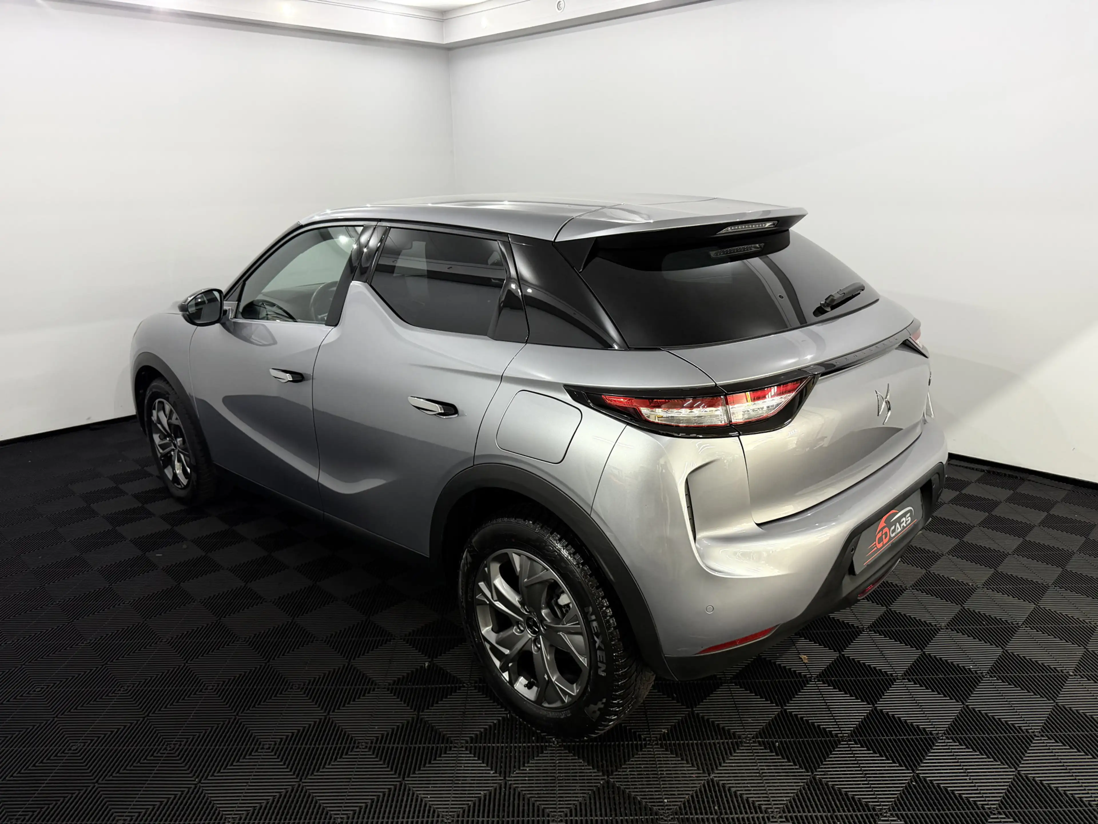 DS Automobiles DS 3 Crossback 1.2 PureTech Business Camera, Apple carplay, Rijst — photo 4