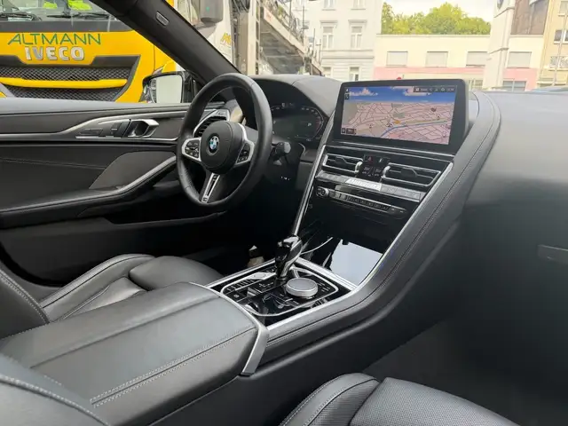 BMW I view 8