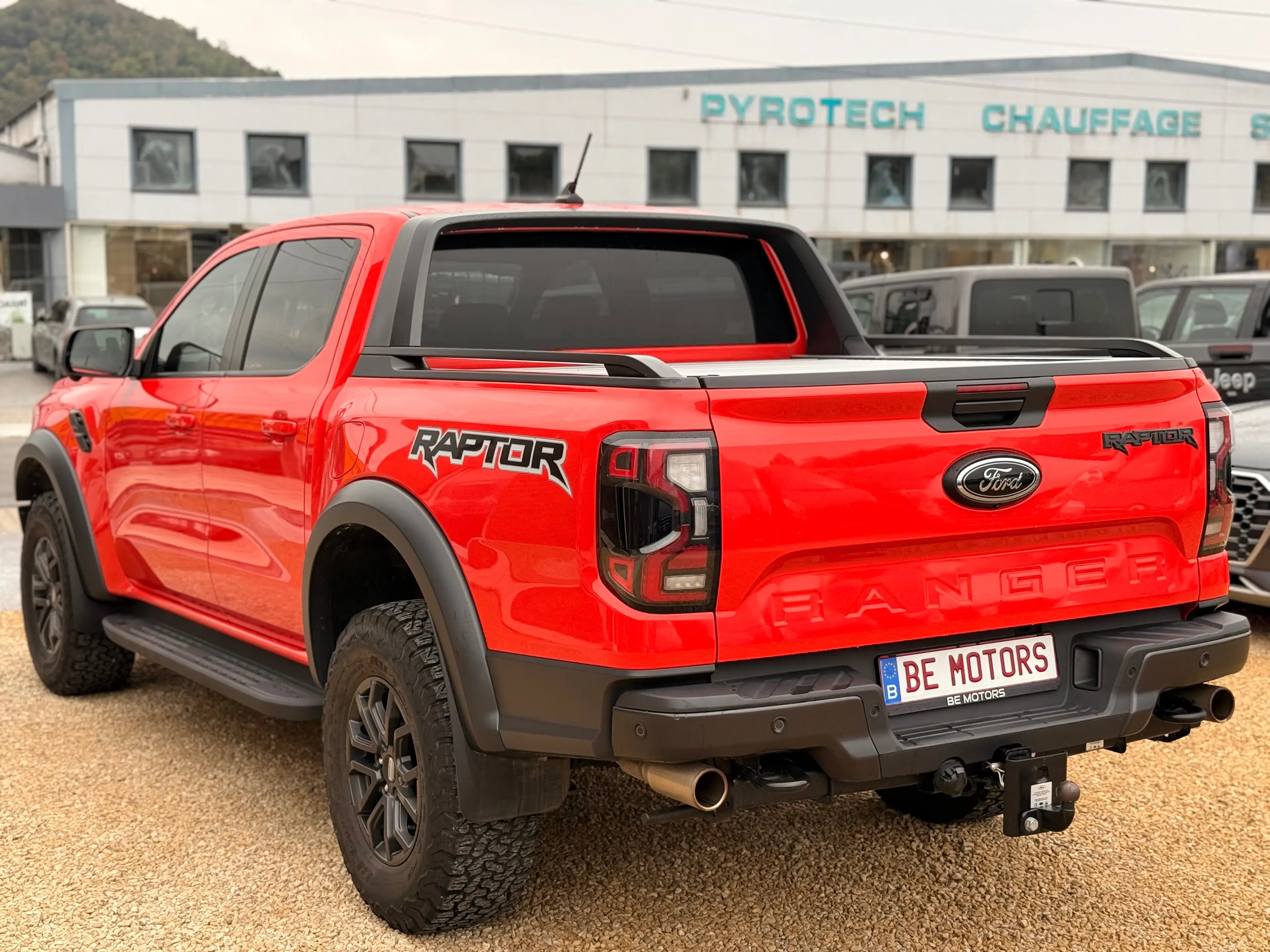 Ford Ranger Raptor 3.0 V6 4WD TVAC 292CV ACC CAMERA360° LED 1RE MAIN FULL OPT — photo 4