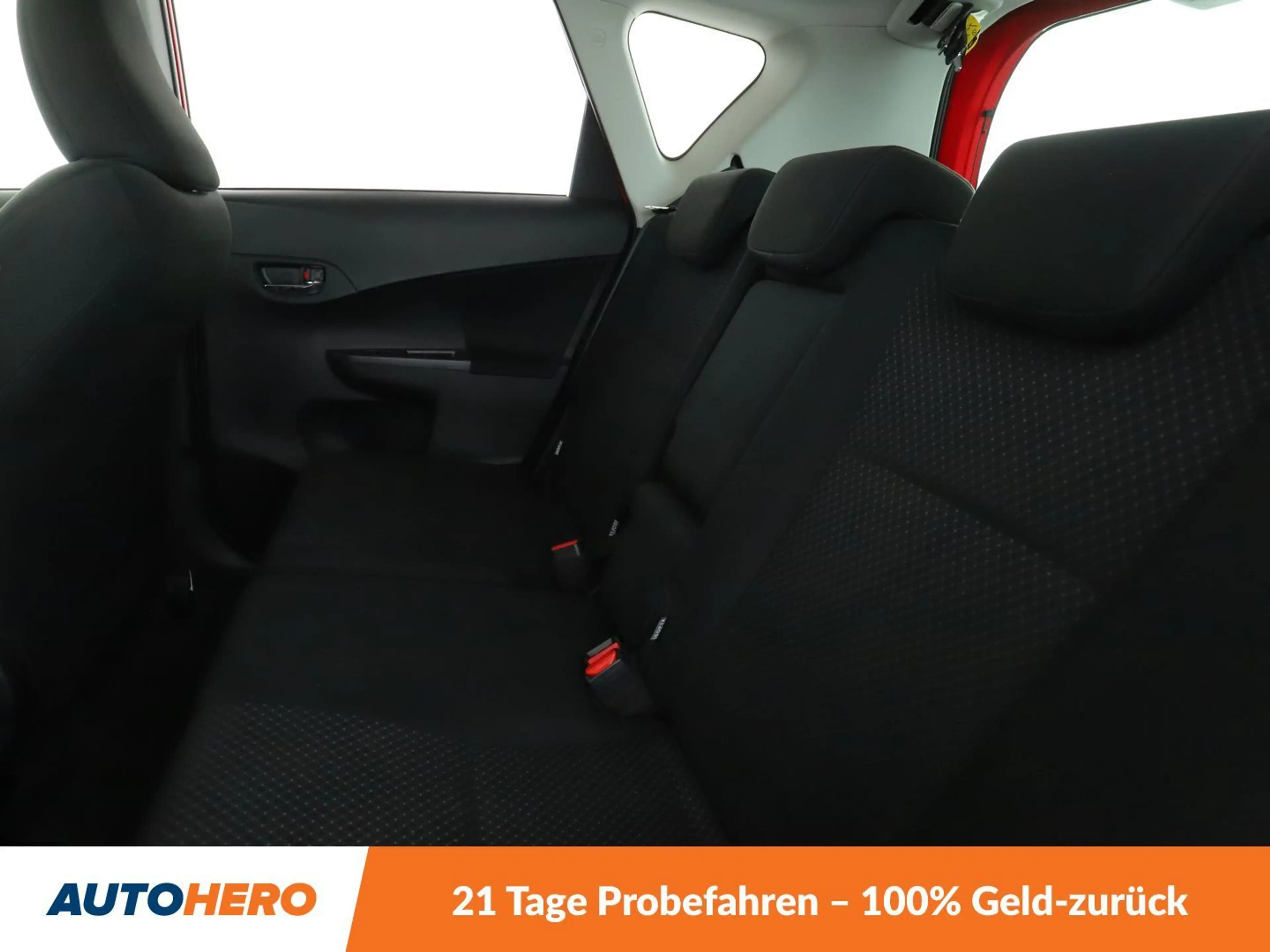 Toyota Verso-S 1.33 Dual VVT-i Club *NAVI*TEMPO*CAM*PDC*KLIMA* — photo 14