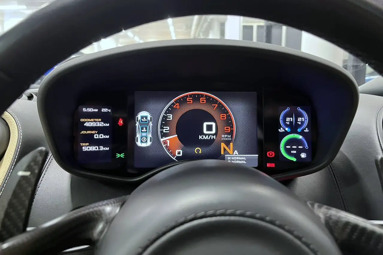 McLaren 570GT снимка McLaren 570GT