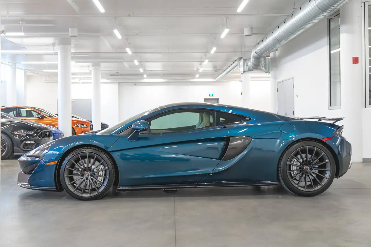 McLaren 570GT снимка McLaren 570GT