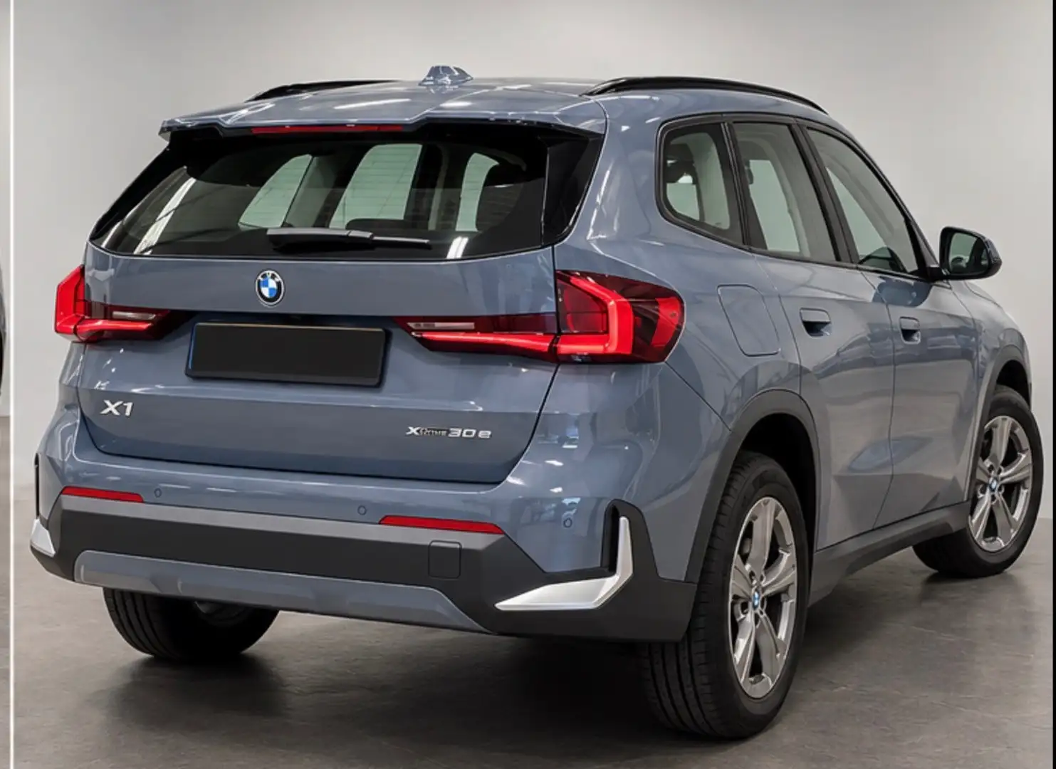 BMW X1 xDrive 30 e Grau - 2