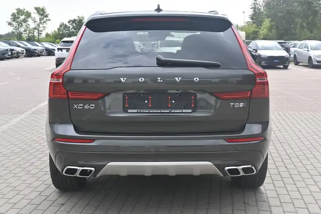 Volvo XC60 view 4