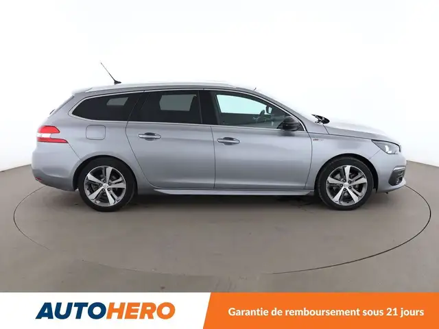 Peugeot 308 view 7