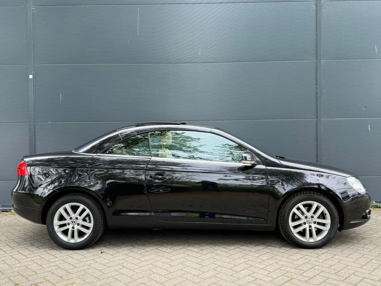 Volkswagen Eos 2.0-16v FSI LEDER | AIRCO | NWE APK cabriodak werk Noir - 2