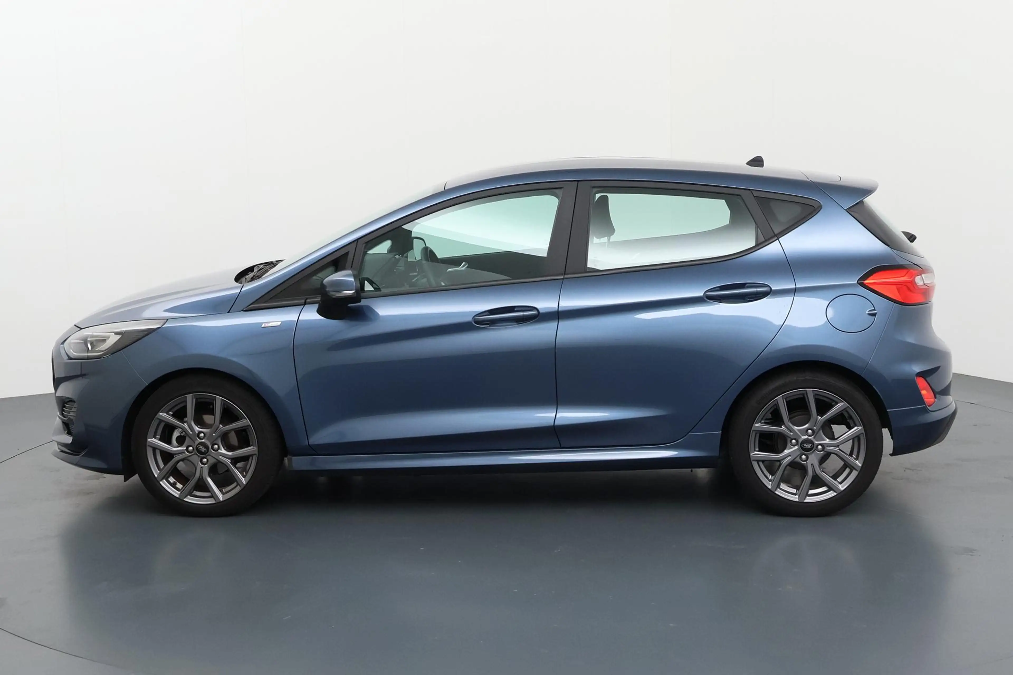 Ford Fiesta 1.0 EcoBoost Hybrid ST-Line Compact, wendbaar en v — photo 9