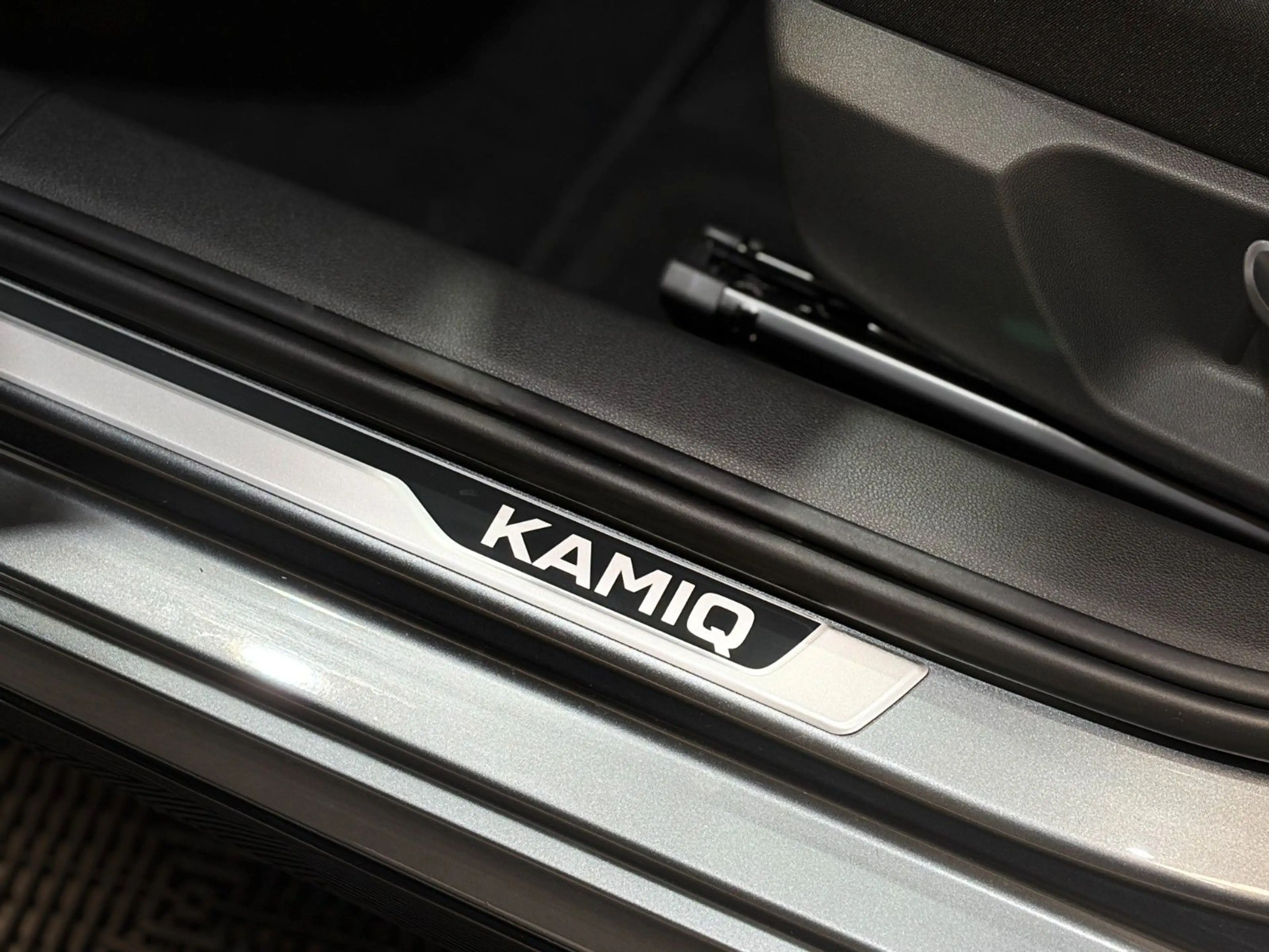 Skoda Kamiq Monte Carlo / AHK / Matrix — photo 13