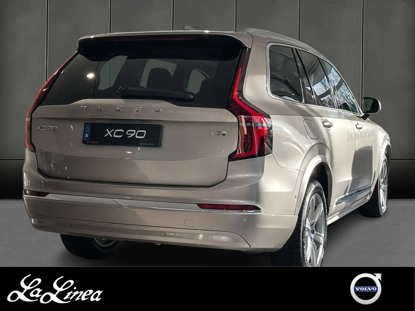 Volvo XC90 T8 AWD Reskin Plus Bright Plug-In Hybrid NP:99.... Silber - 2