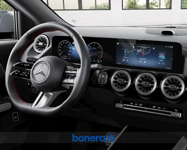 Mercedes-Benz Gla view 6