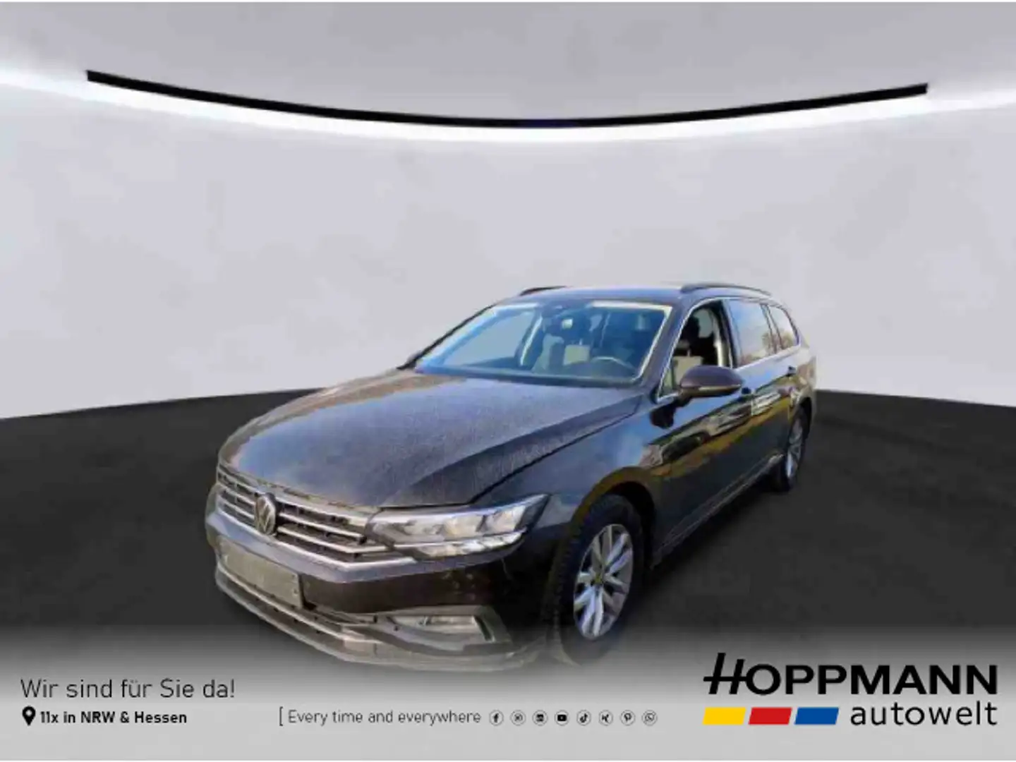 Volkswagen Passat Variant 1.5 TSI DSG AHK Navi LED ACC AppC Schwarz - 1