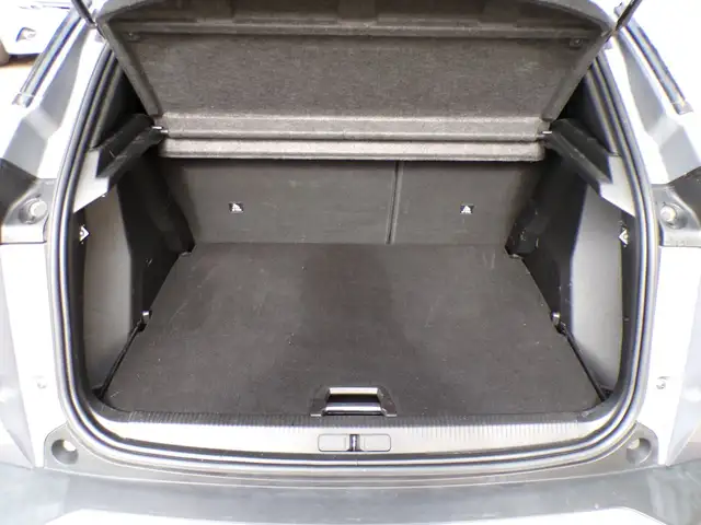 Peugeot 2008 view 7