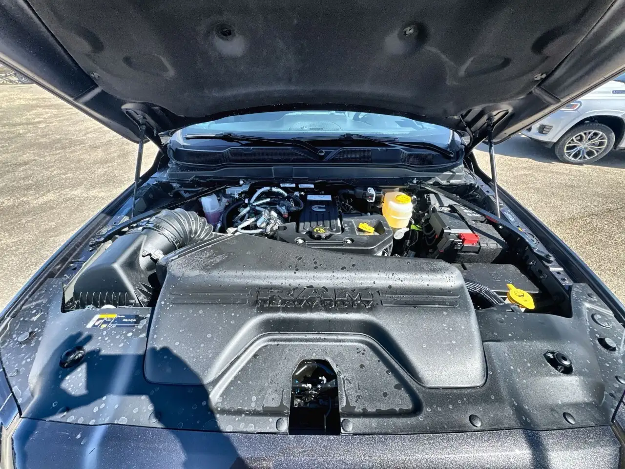 RAM 3500 снимка RAM 3500