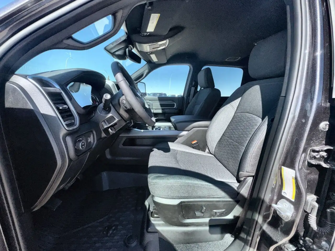 RAM 3500 снимка RAM 3500