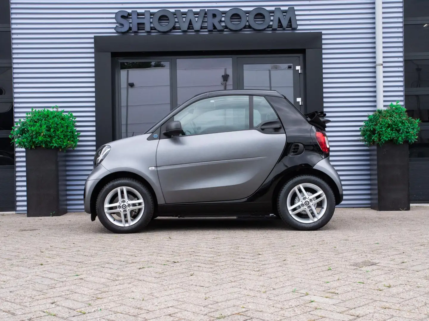 smart forTwo cabrio EQ Comfort Soft-top, Subsidie, CLIMA Grau - 2