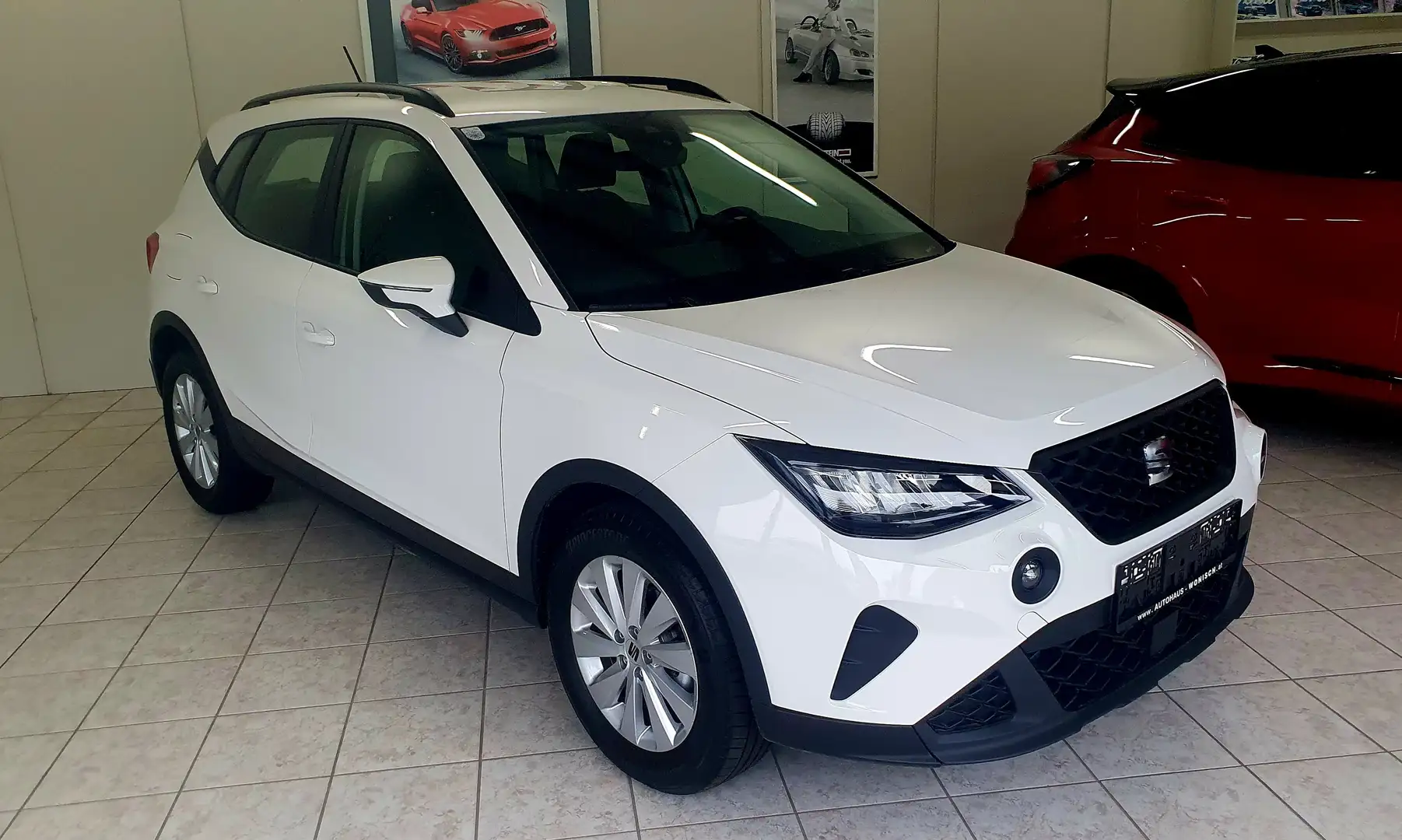 SEAT Arona 1,0 Eco TSI Weiß - 1